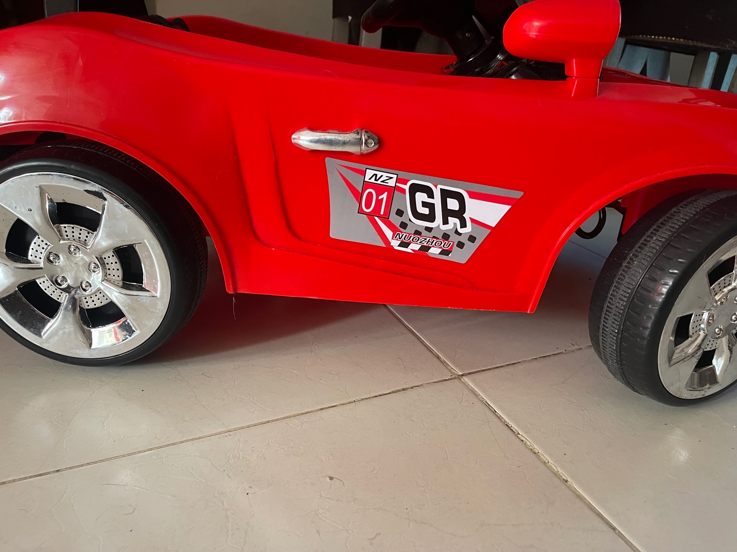 juguetes - Carro eléctrico 1