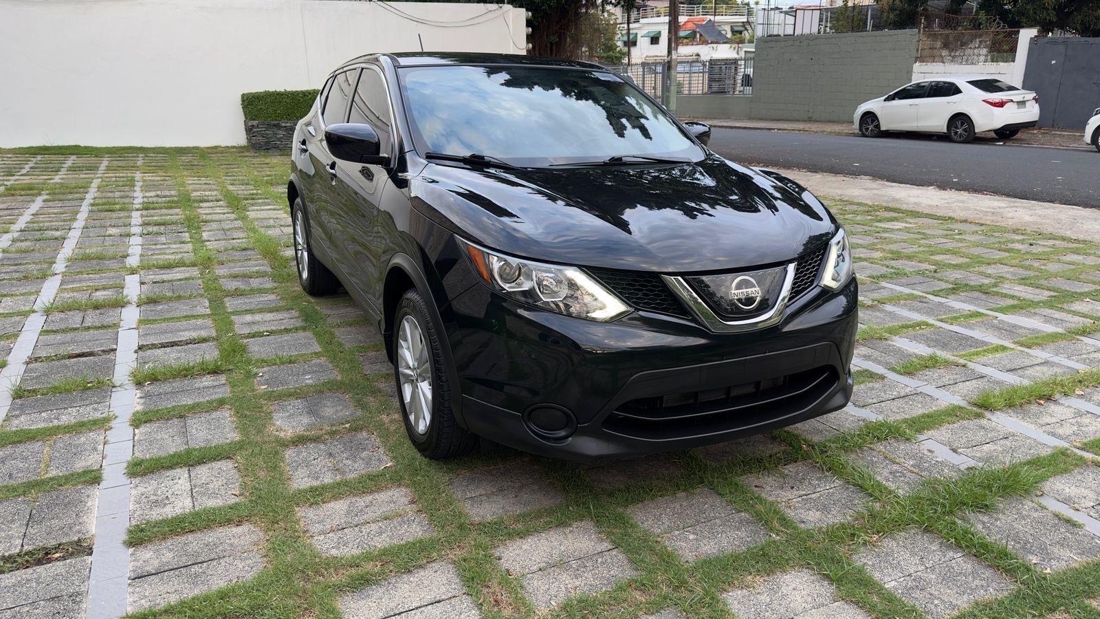 jeepetas y camionetas - NISSAN ROGUÉ 4x4 2019 