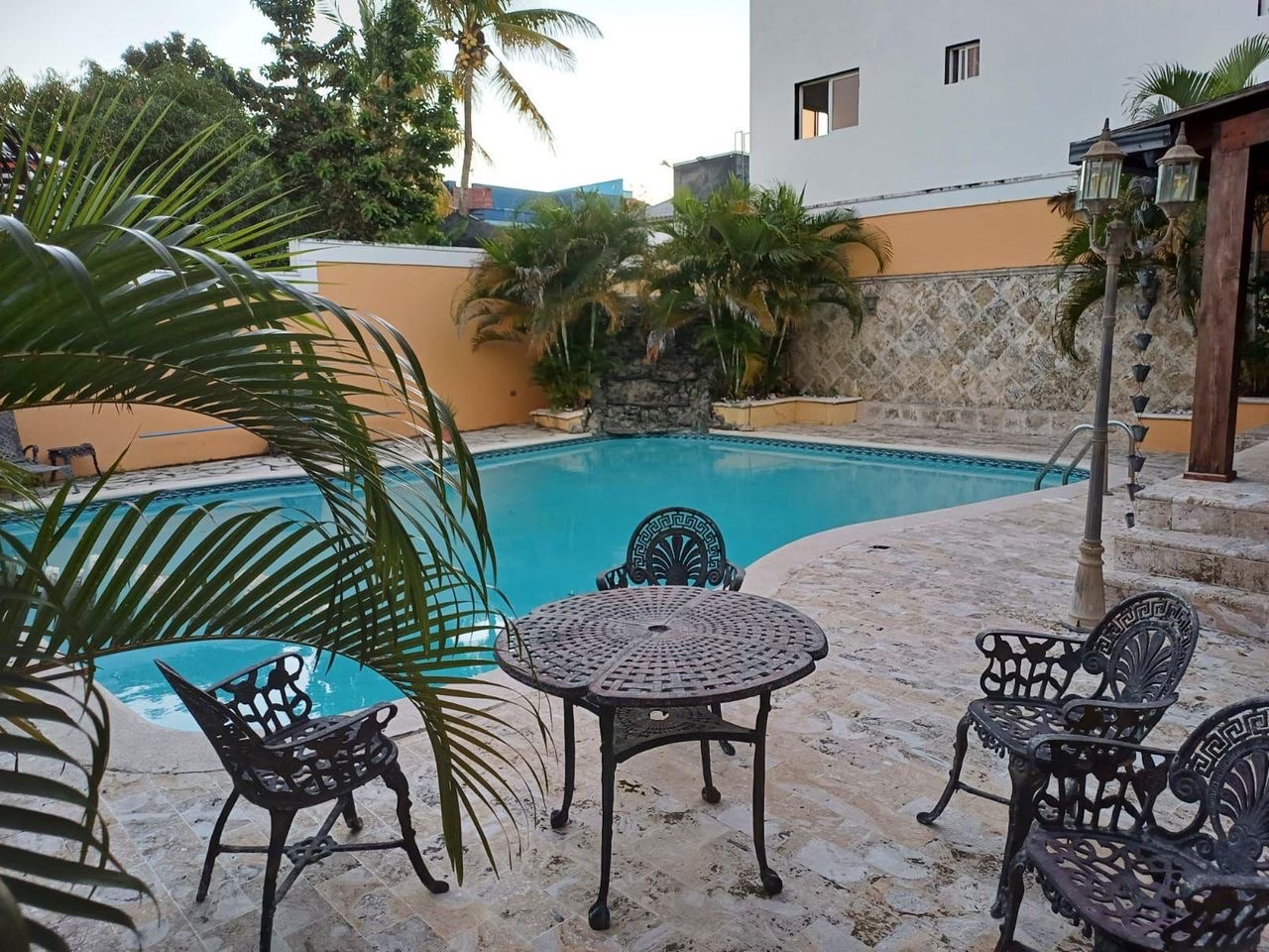 casas - Casa con piscina en vista hermosa 5