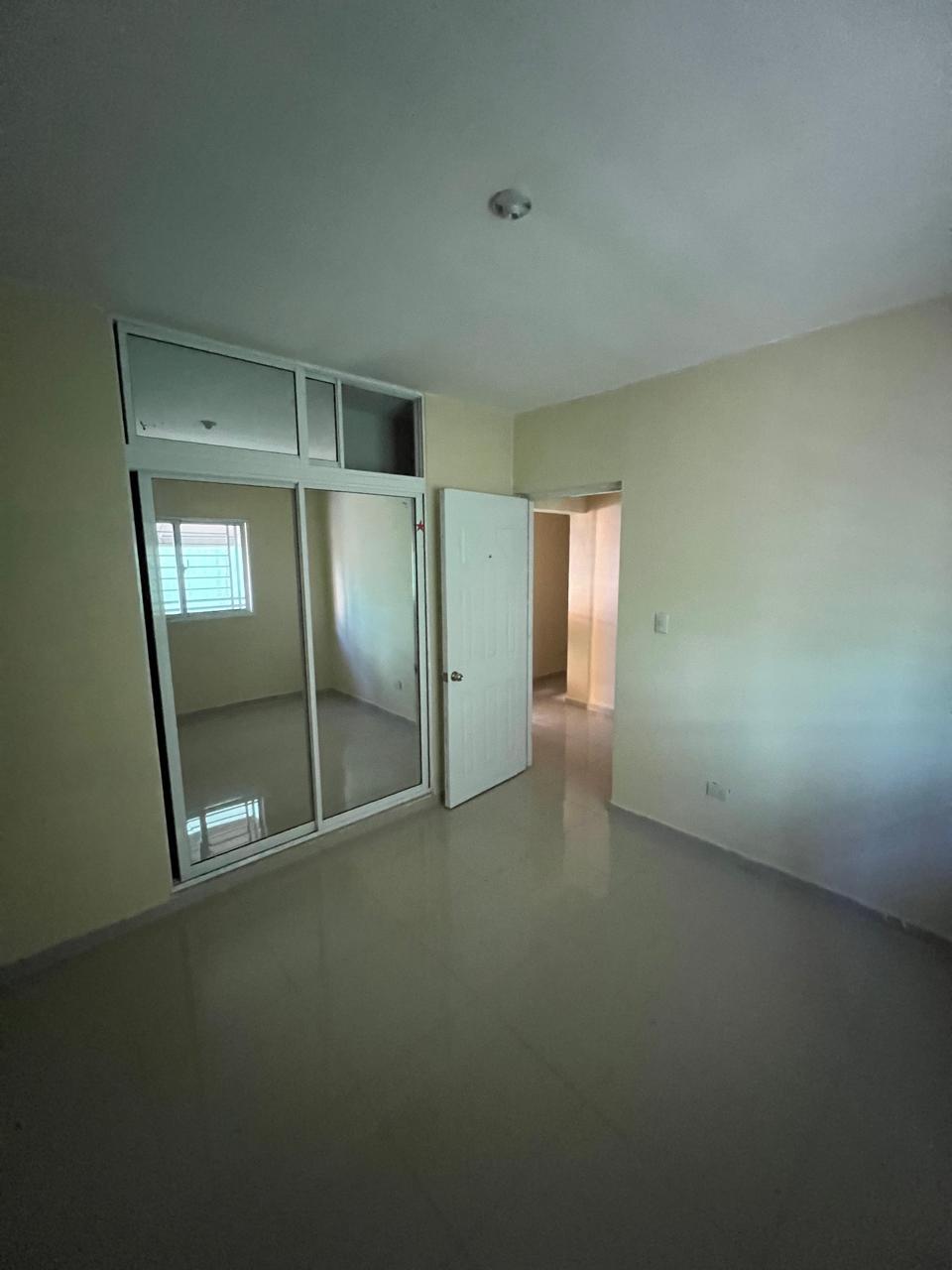 apartamentos - Vendo apartamento en Vista Herrmosa en 2do nivel  8