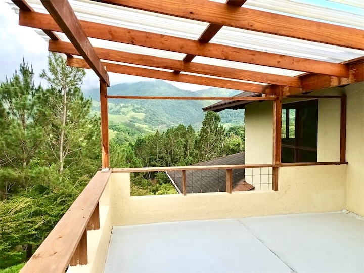 casas vacacionales y villas - Villa en Venta en JARABACOA estilo Rústico
US$990,000 3