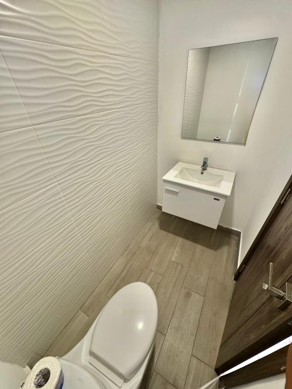 apartamentos - Alquiler Evaristo Morales Apartamento Amueblado 3