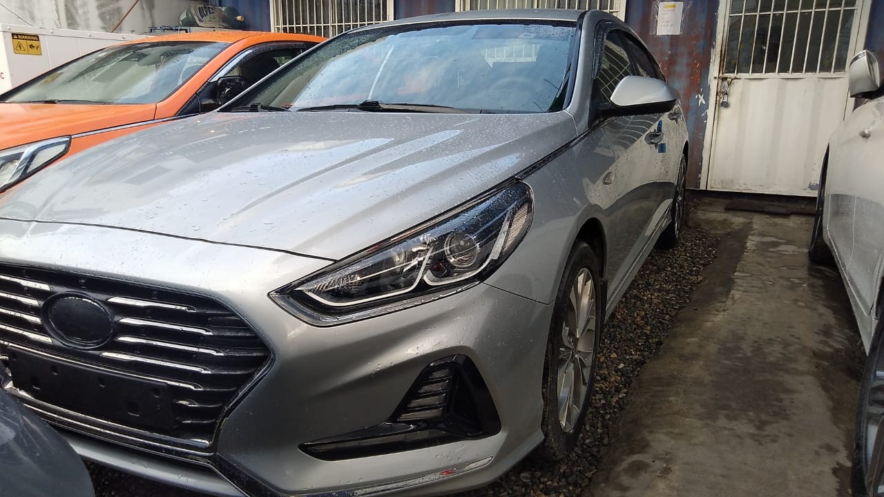 carros - HYUNDAI SONATA NEW RISE 2018 GRIS 0