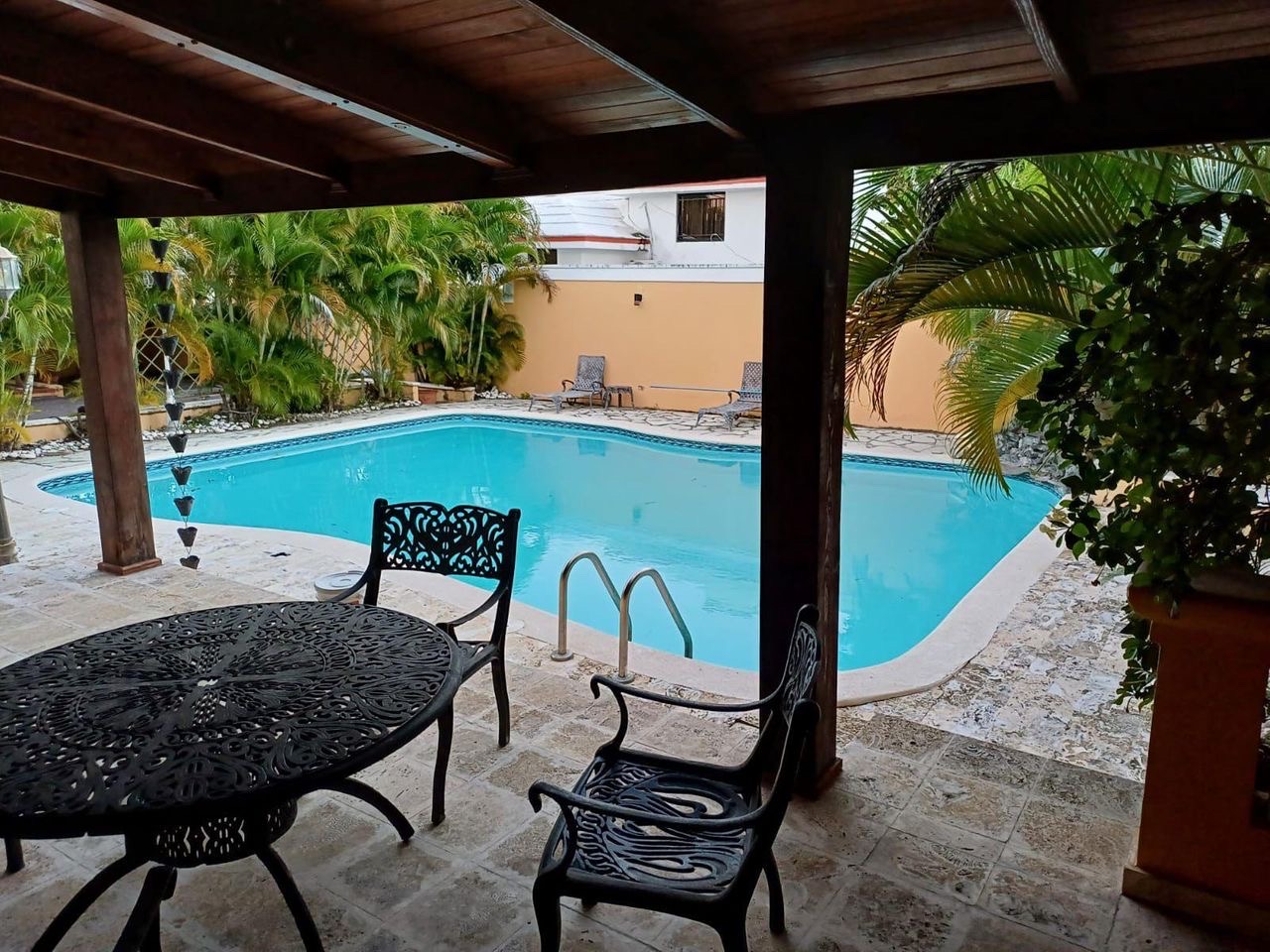 casas - Casa con piscina en vista hermosa 6