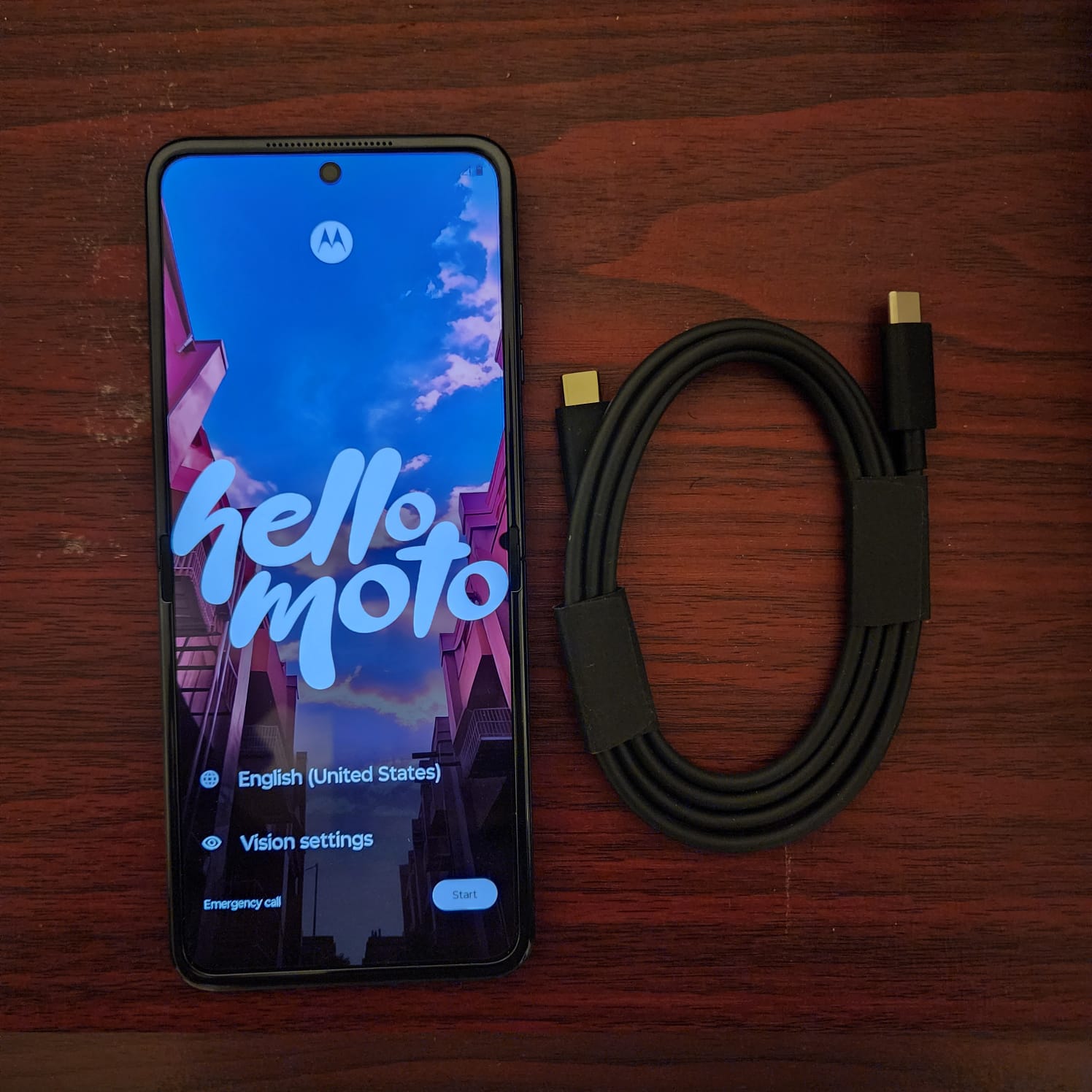 celulares y tabletas - Motorola Razr+ 2024