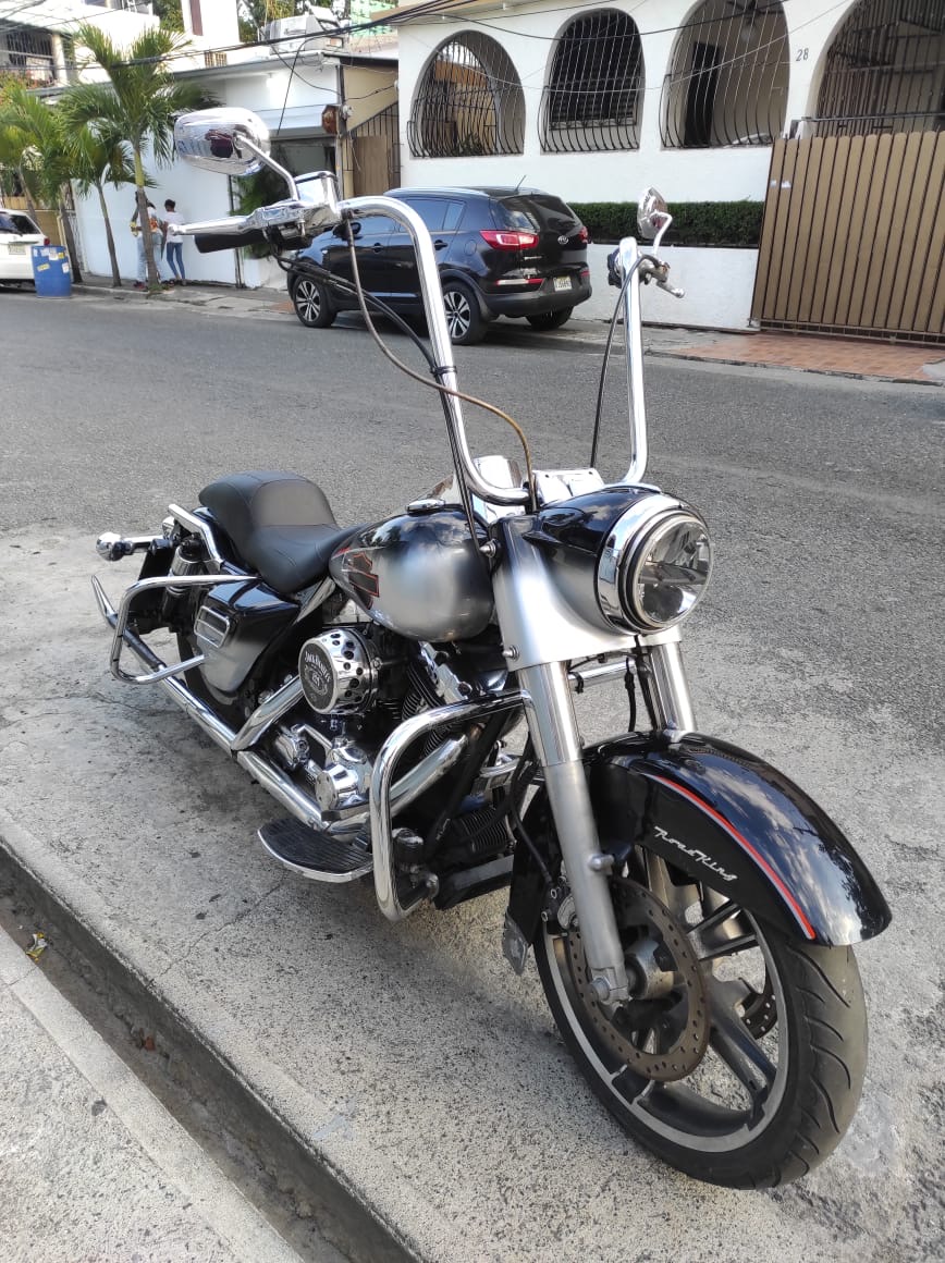 motores y pasolas - Harley Davidson Road King 3