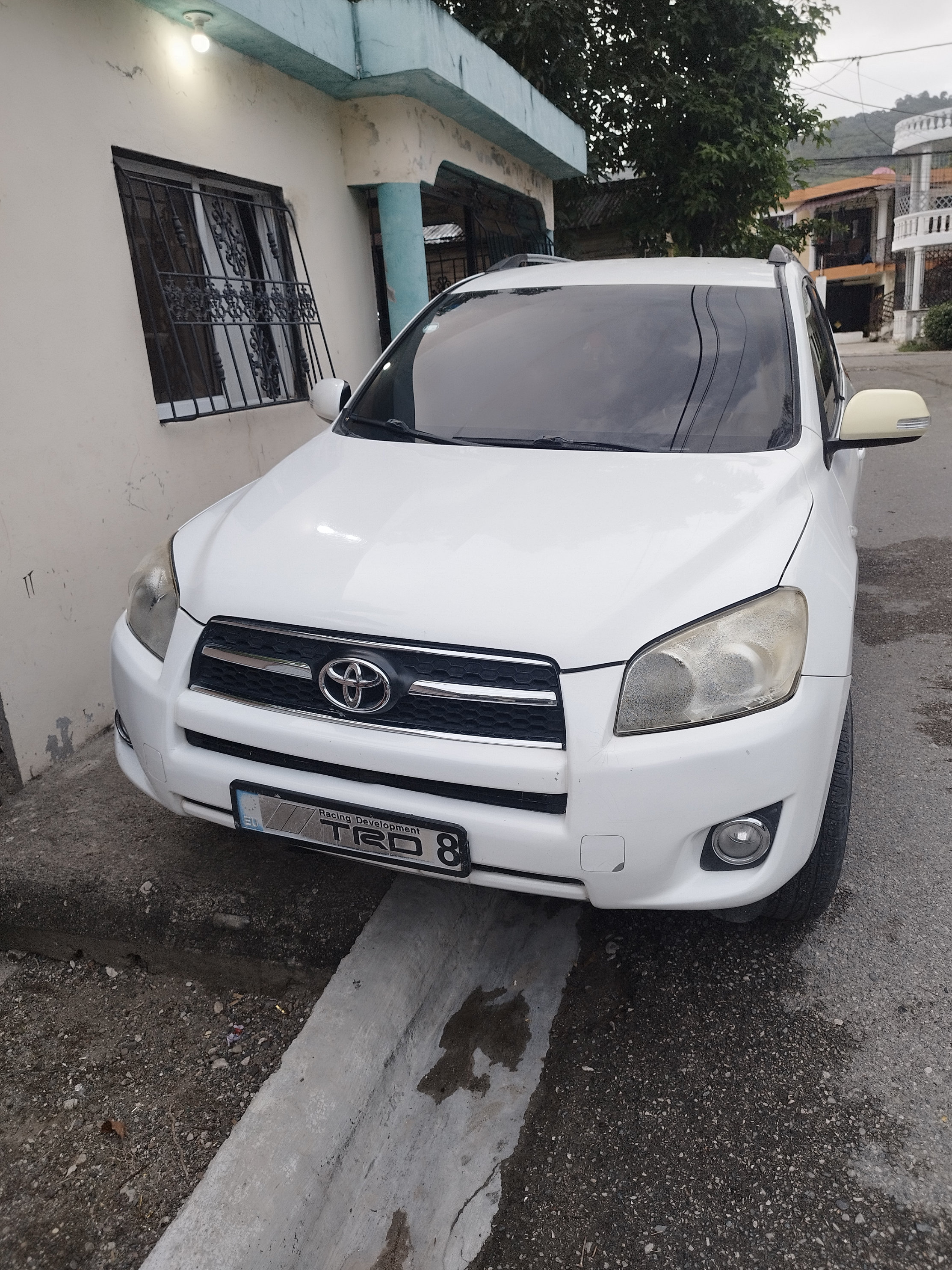 jeepetas y camionetas - Vendo toyota Rav4 2012 negociable 5