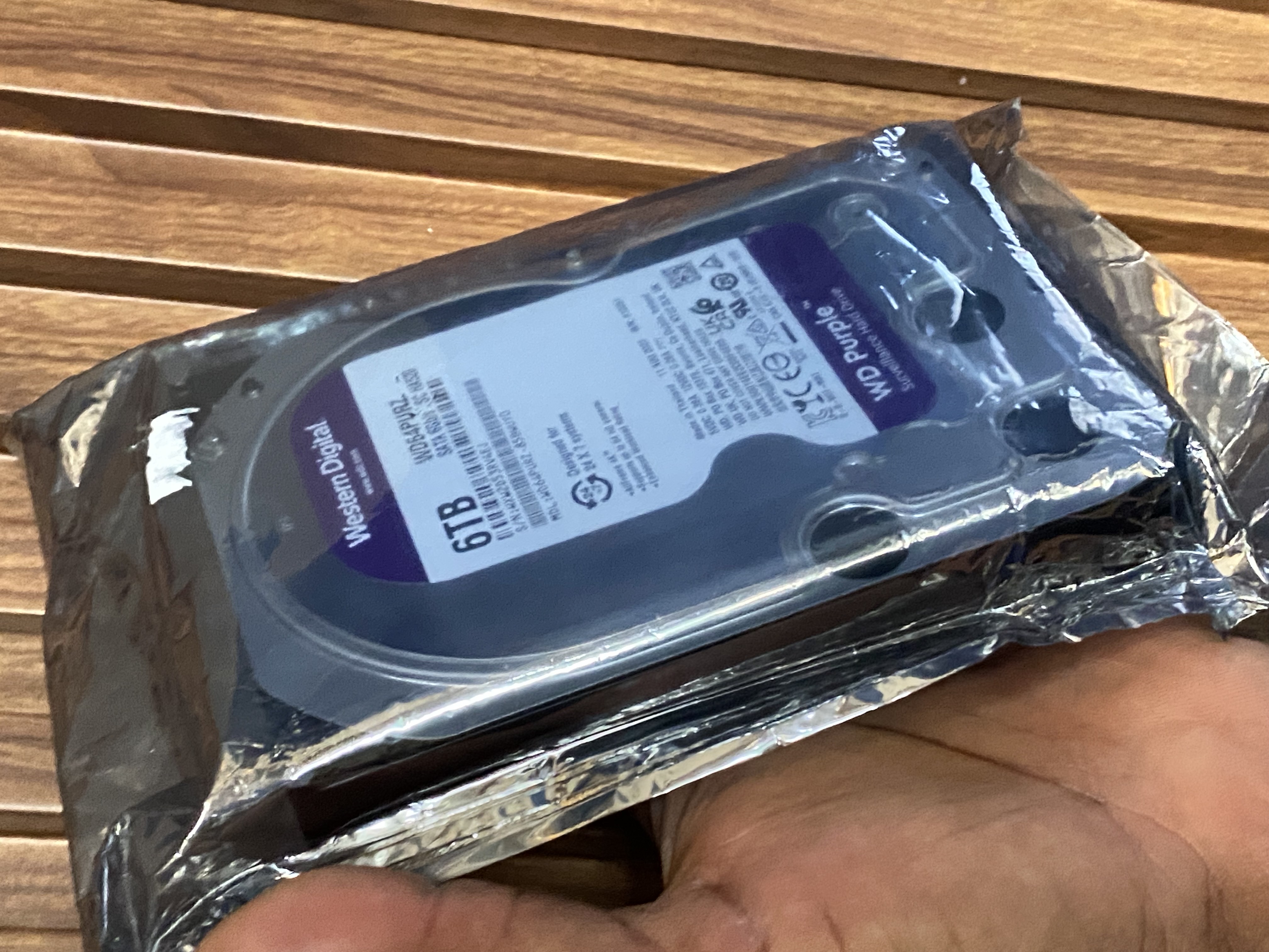celulares y tabletas - Disco sata 6TB  1