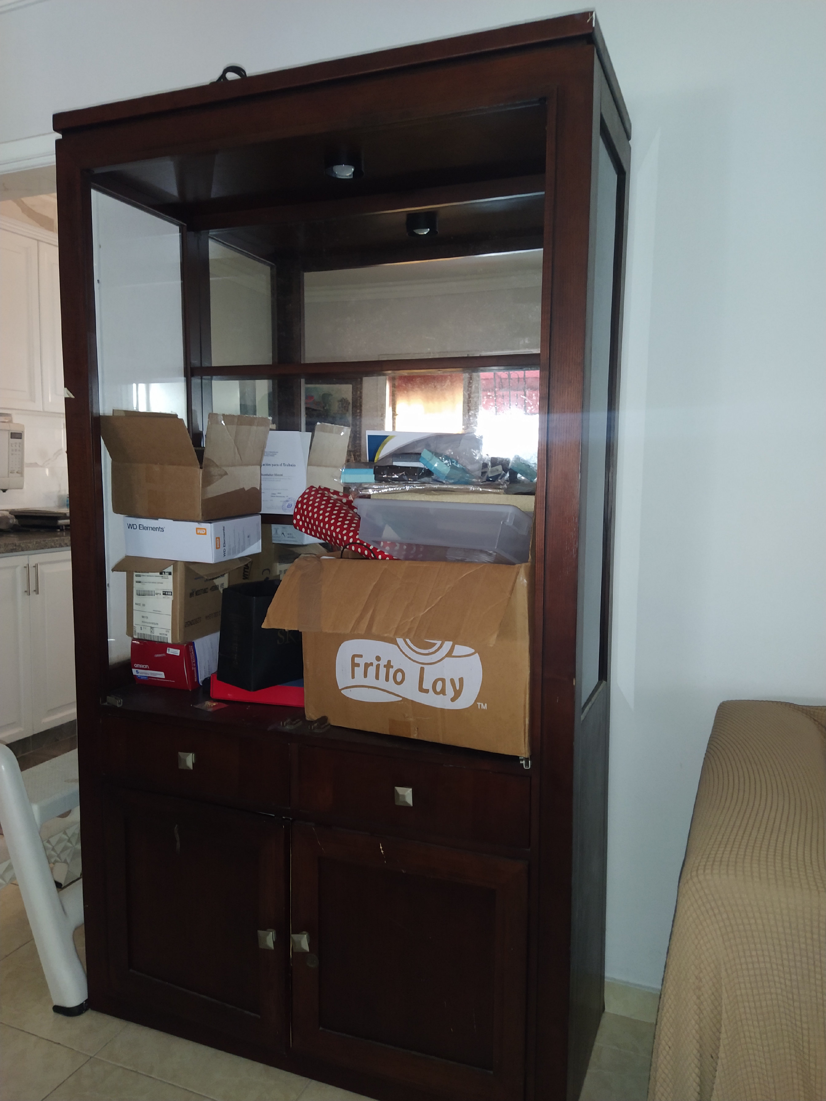 muebles y colchones - Vitrina 2