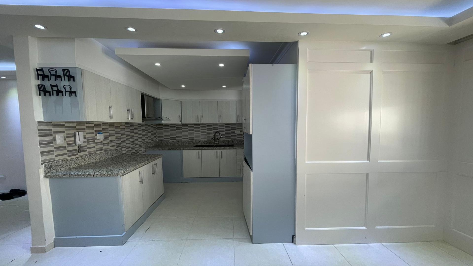 apartamentos - Apartamento remodelado en residencial Monumental 5