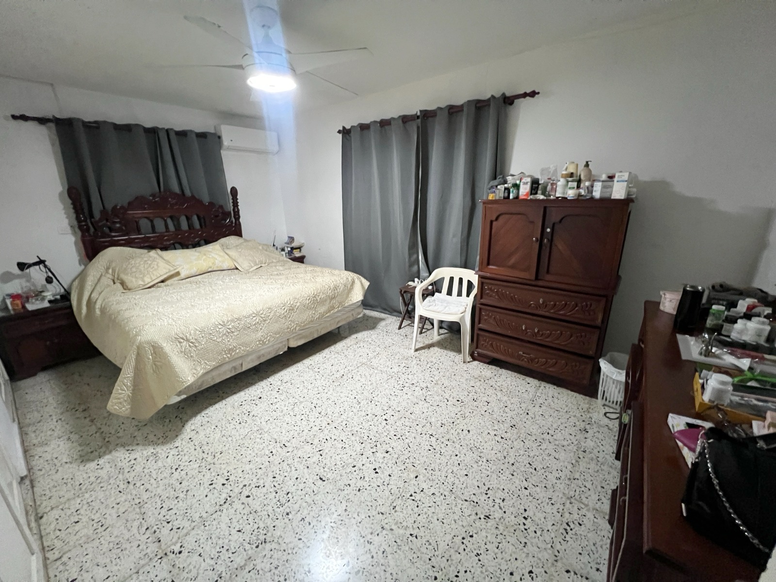 casas - Propiedad céntrica en alquiler 8