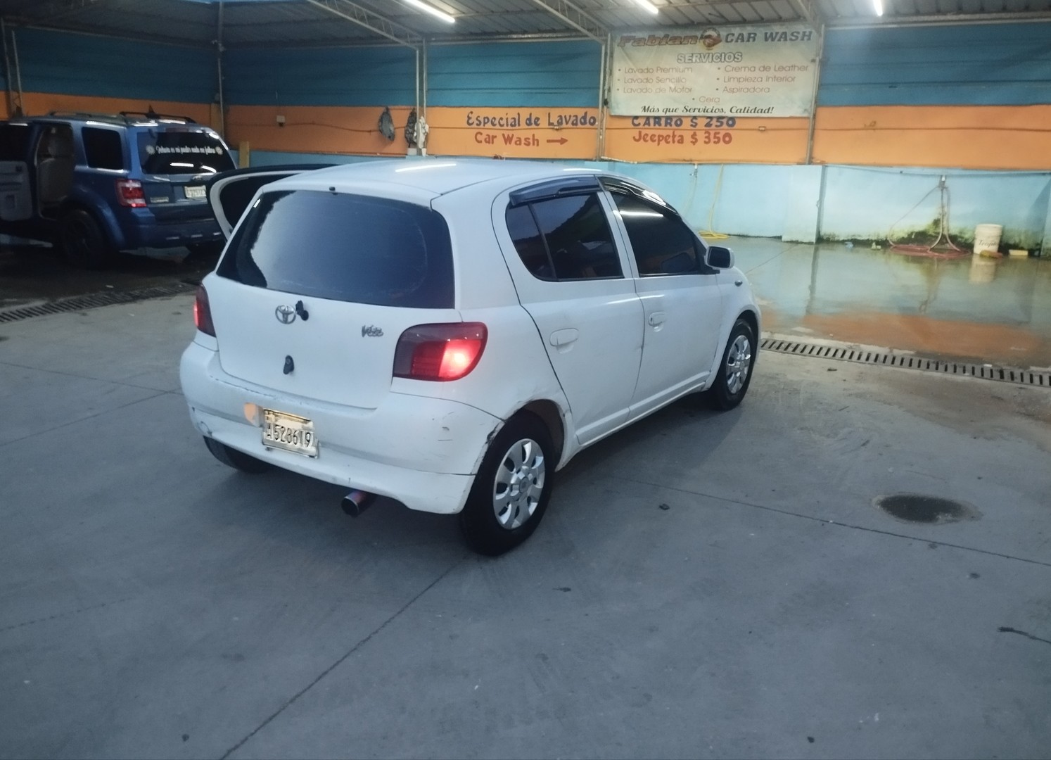 carros - Toyota vitz 2003 5