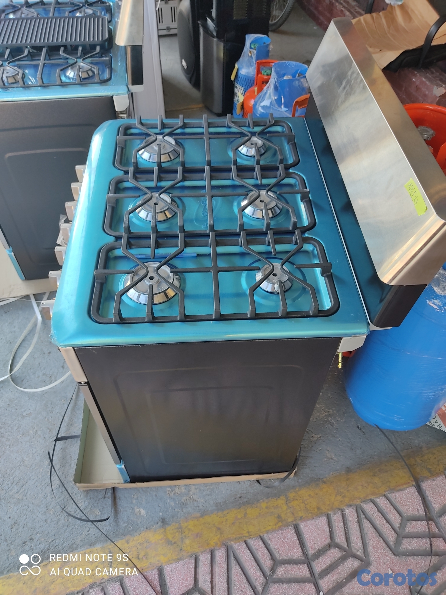 electrodomesticos - Estufa díscovery de 30 parrilla reforzada con chispero y Luz de horno 3