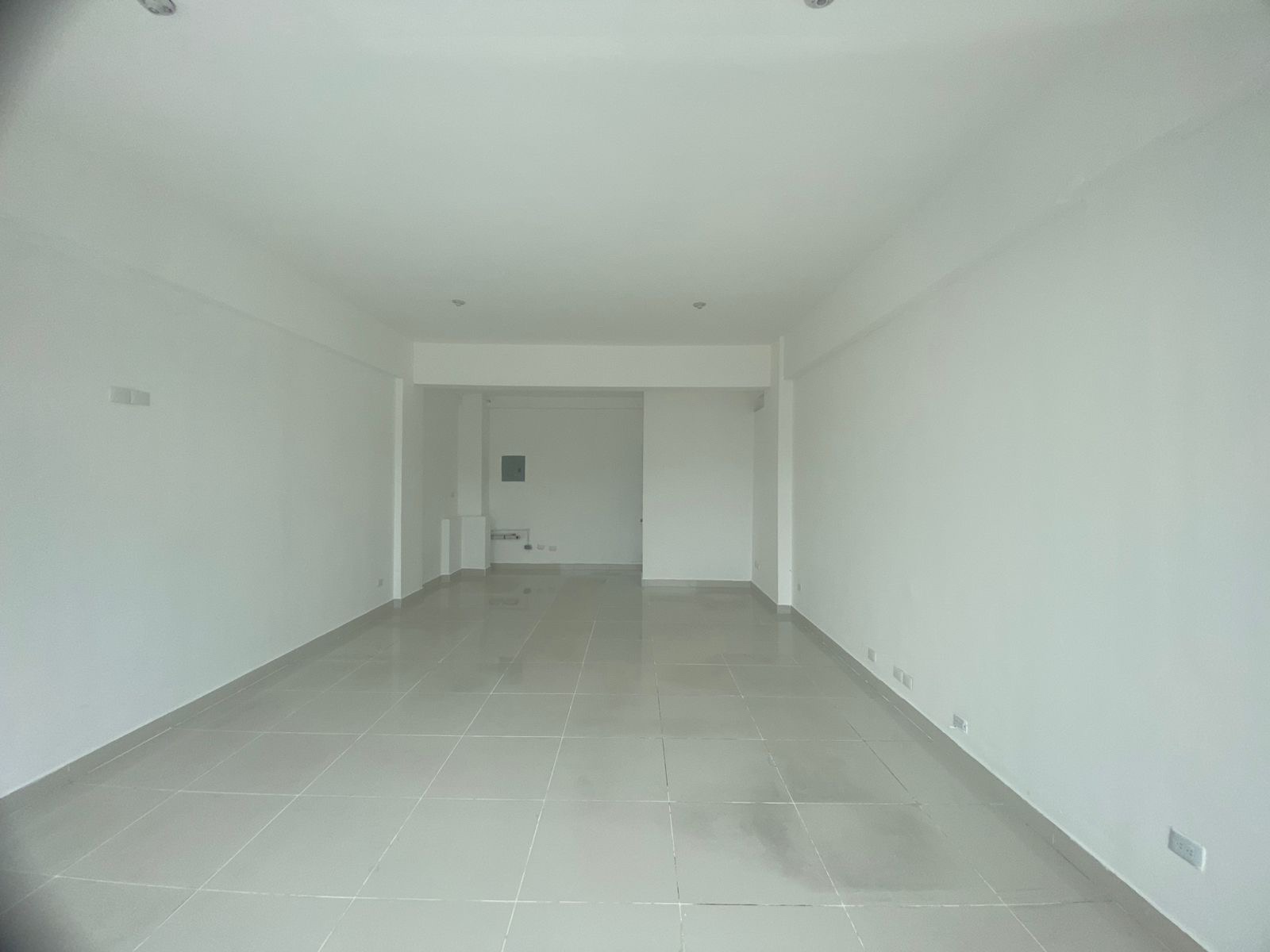 oficinas y locales comerciales - LOCAL COMERCIAL MIRADOR NORTE 1