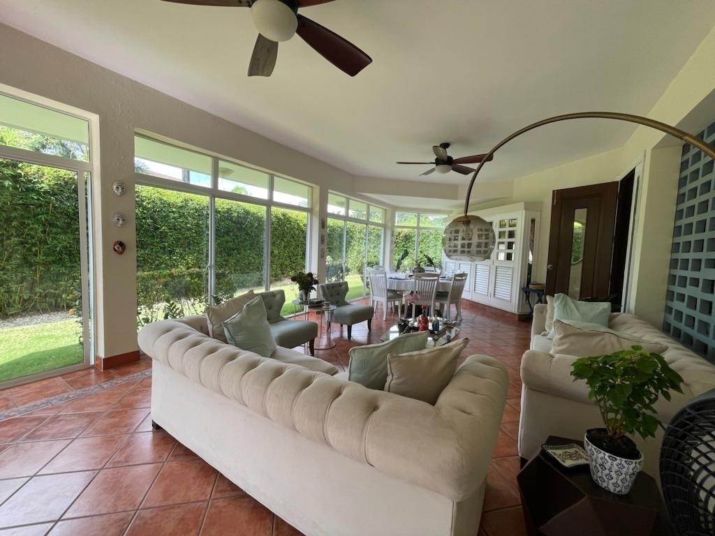 casas - Alquiler de Casa en Cuesta Hermosa II 2