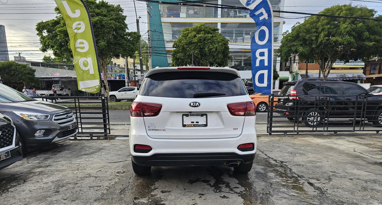 jeepetas y camionetas - 2020 Kia Sorento LX 3