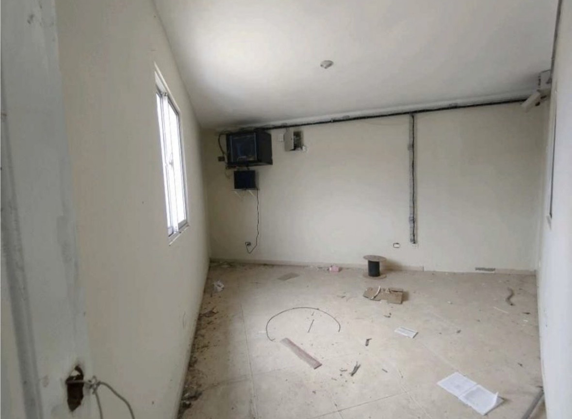 oficinas y locales comerciales - NAVE COMERCIAL  5