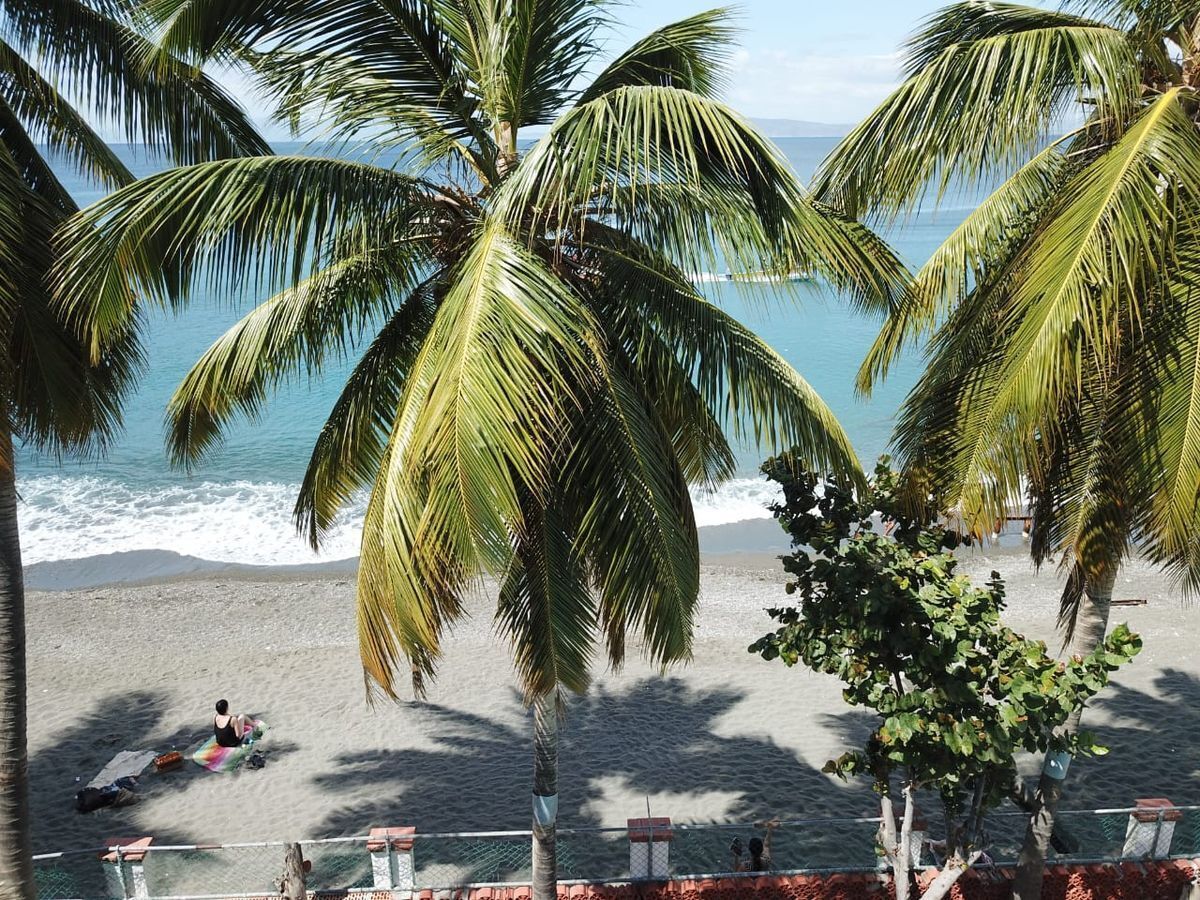 casas vacacionales y villas - Villa en playa Palmar de Ocoa con 4 habitaciones 2