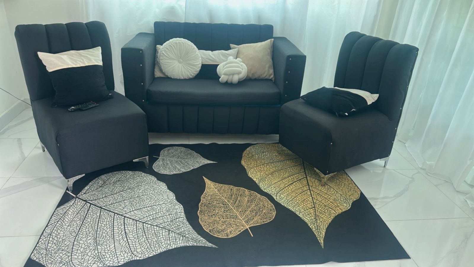 muebles y colchones - se vende con alfombra 