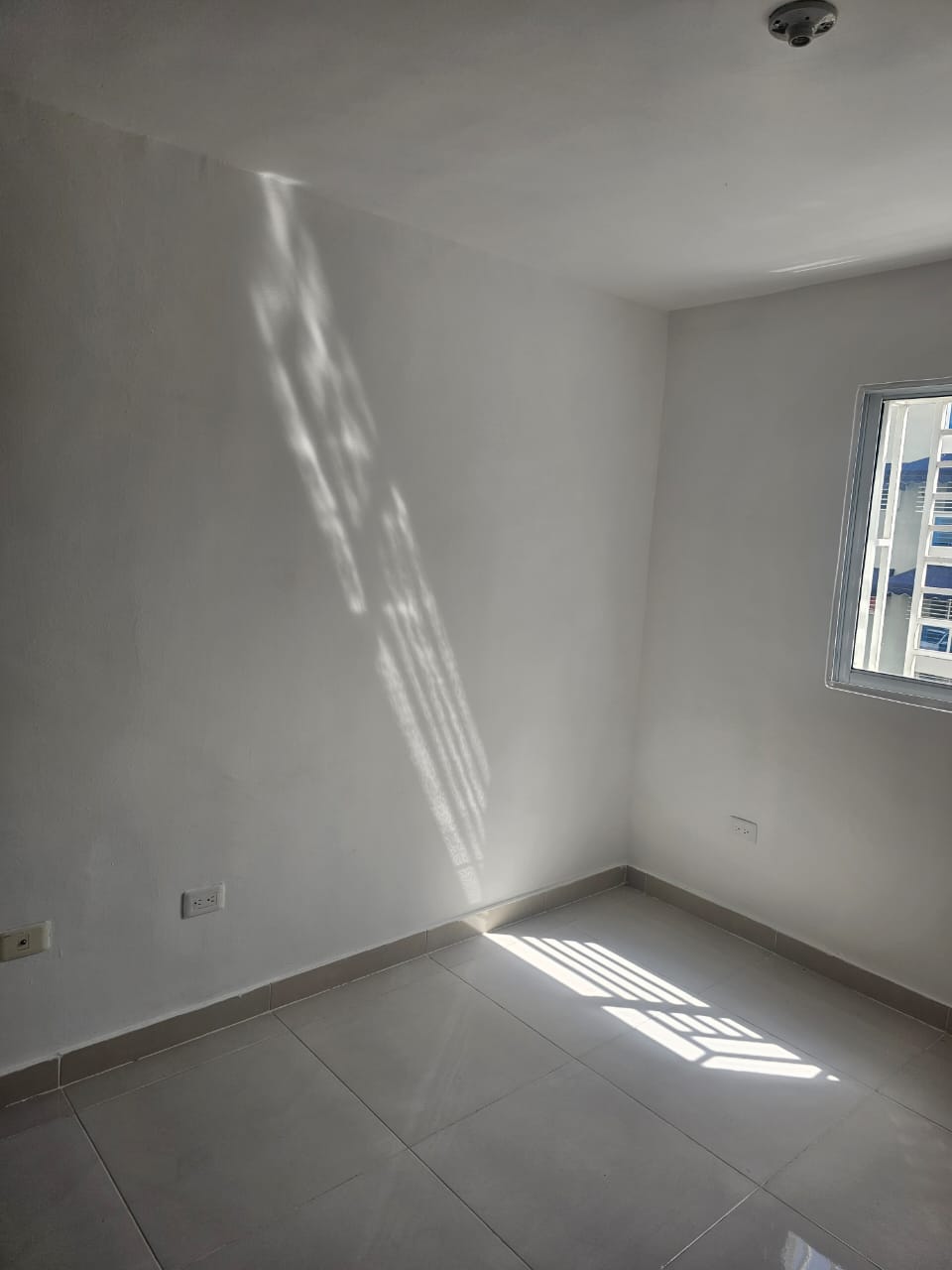 apartamentos - Alquilo apto. en el residencial Garden City, Villa Mella. Alquiler 26,000 pesos. 4