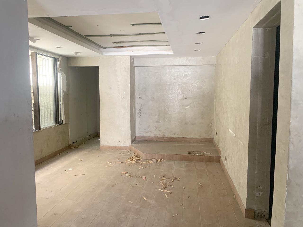 oficinas y locales comerciales - Propiedad comercial en Evaristo  3