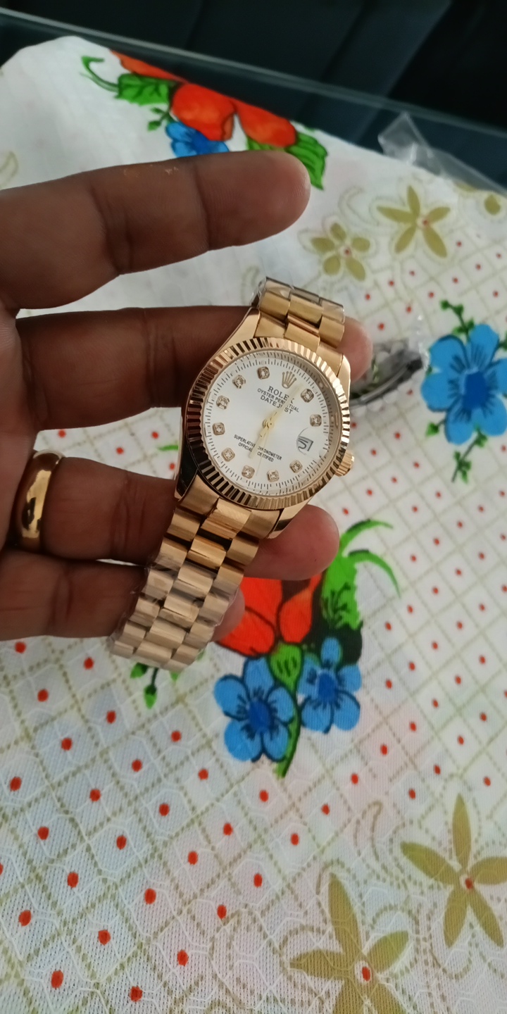 joyas, relojes y accesorios - Relojes a muy buenas calidad me quedan 5 0