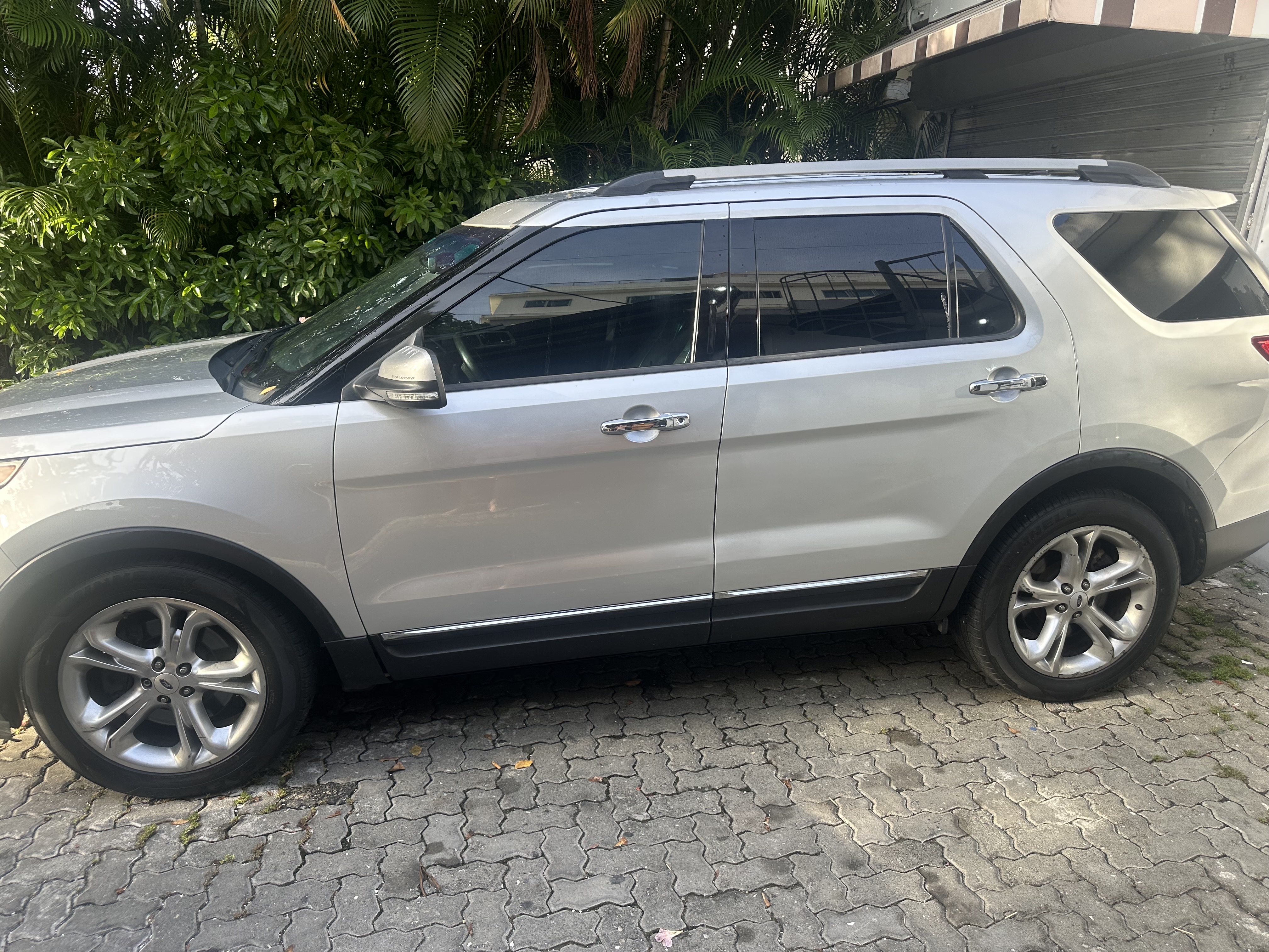 jeepetas y camionetas - Ford Explorer Limited 2013 la más full, gomas nuevas de oportunidad  2