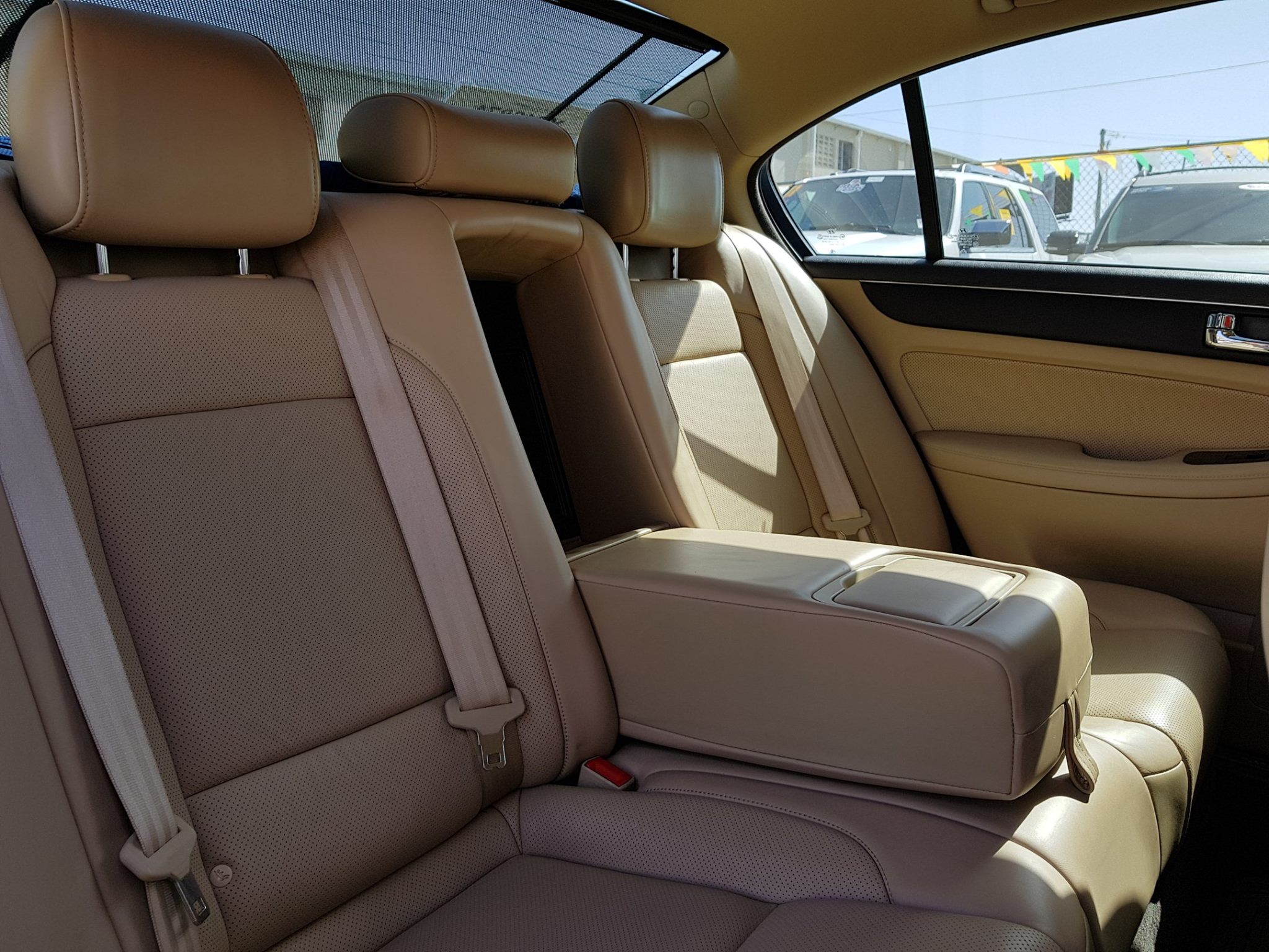 carros - Hyundai GENESIS uso casual en endoso 4