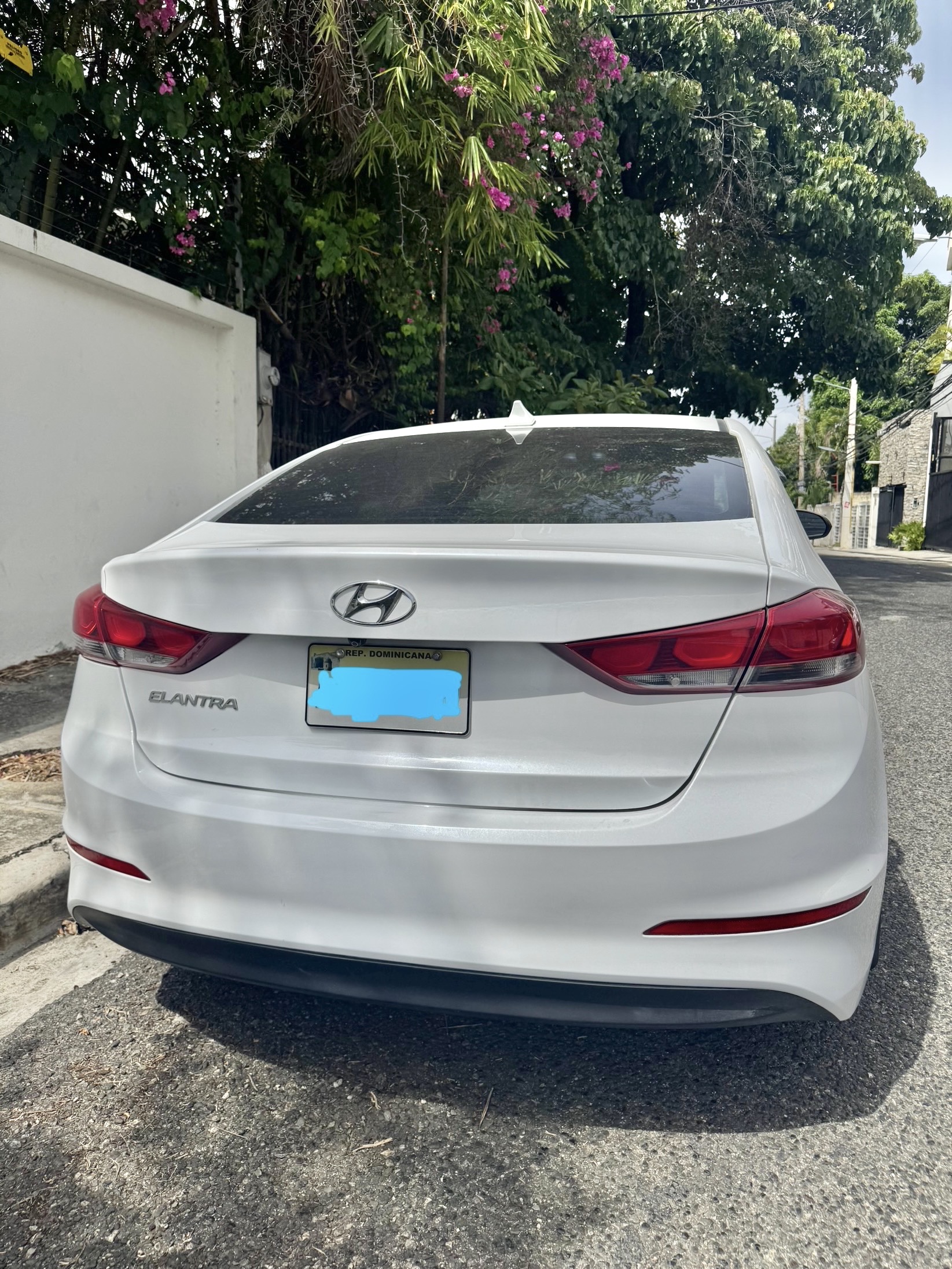 carros - Vendo Hyundai Elantra 2017, motor 2.0, Americano, Excelentes condiciones!  3