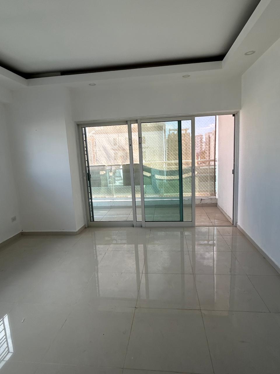 apartamentos - Apartamento en renta PISO ALTO en Evaristo Morales 1