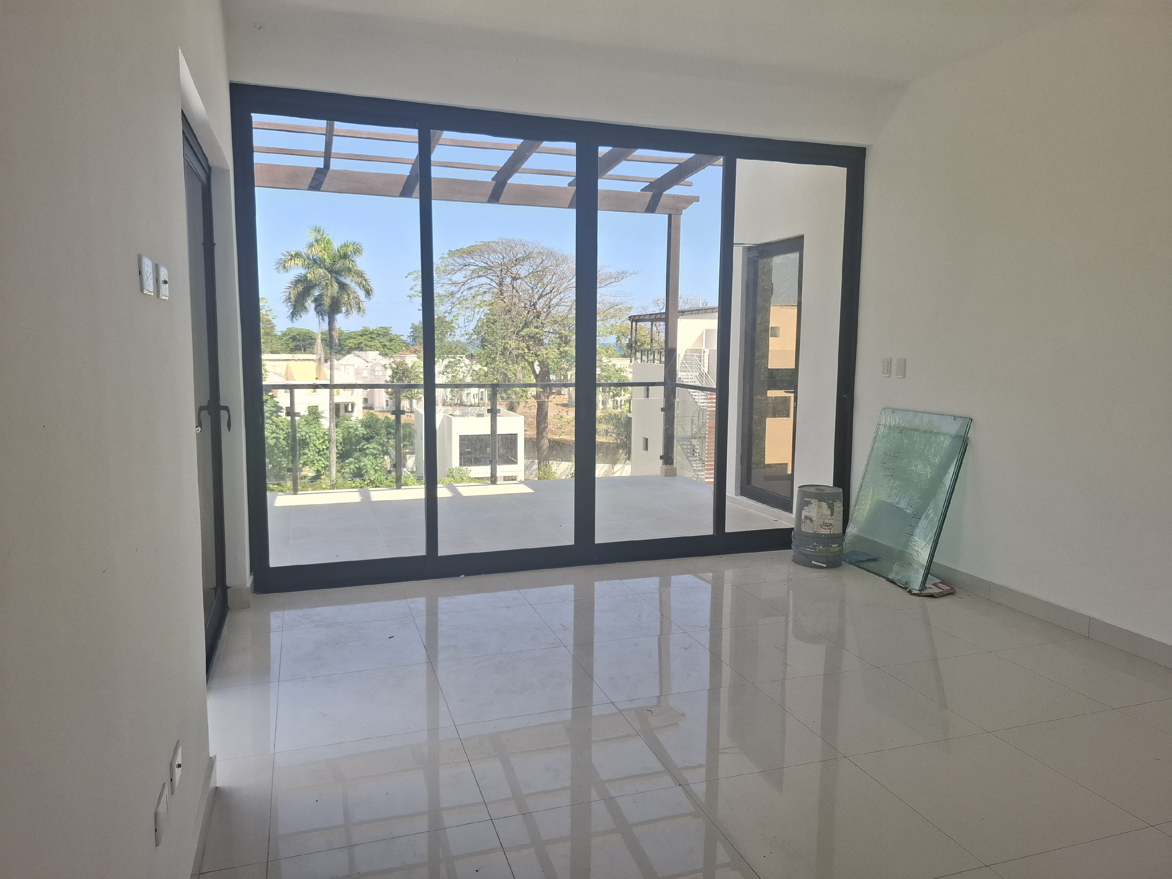 apartamentos - Acogedor apartamento nuevo tipo penthouse en el malecón con piscina  5