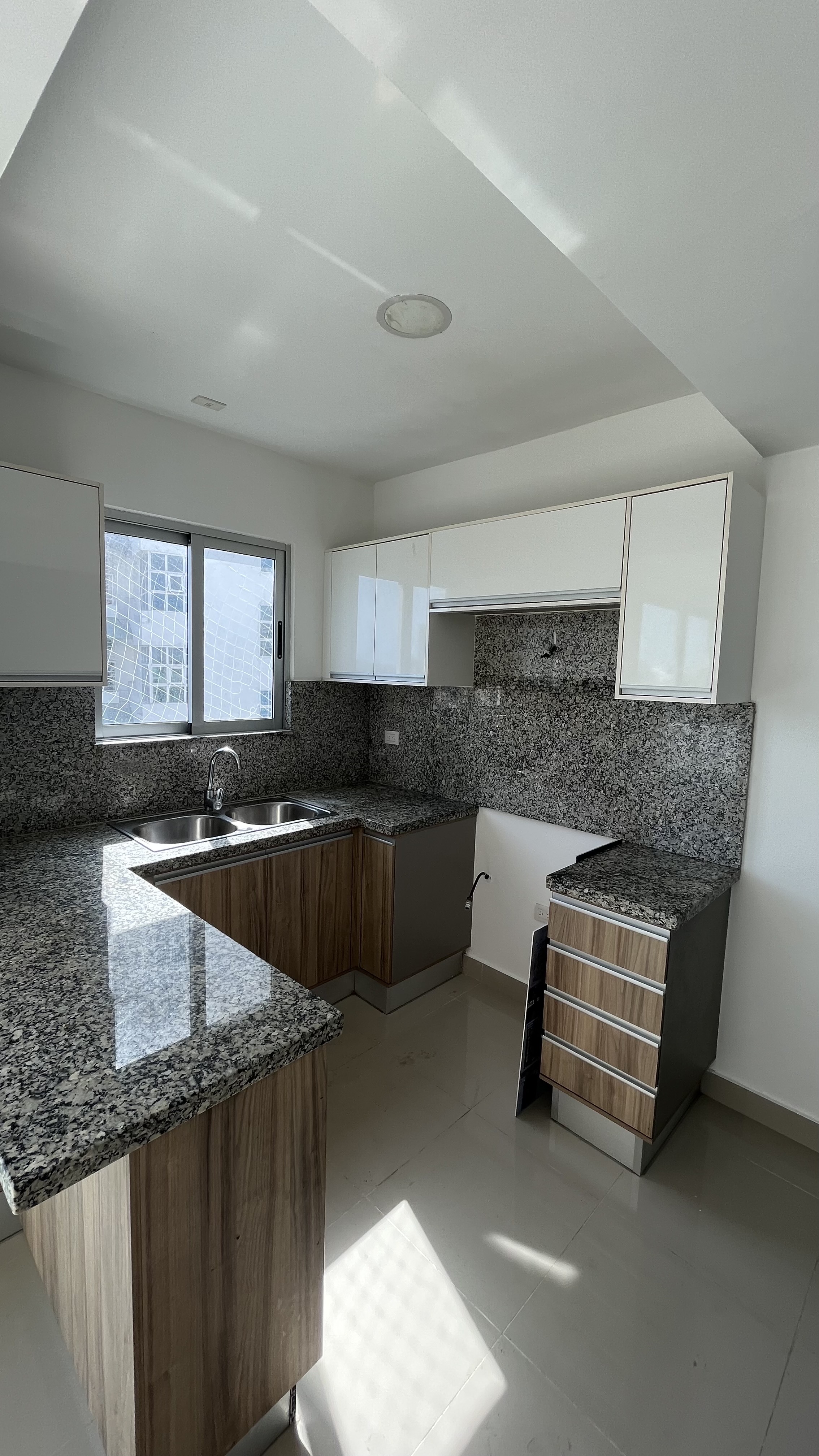 apartamentos - Apartamento en Urb. real de 1 habitación torre familiar  3