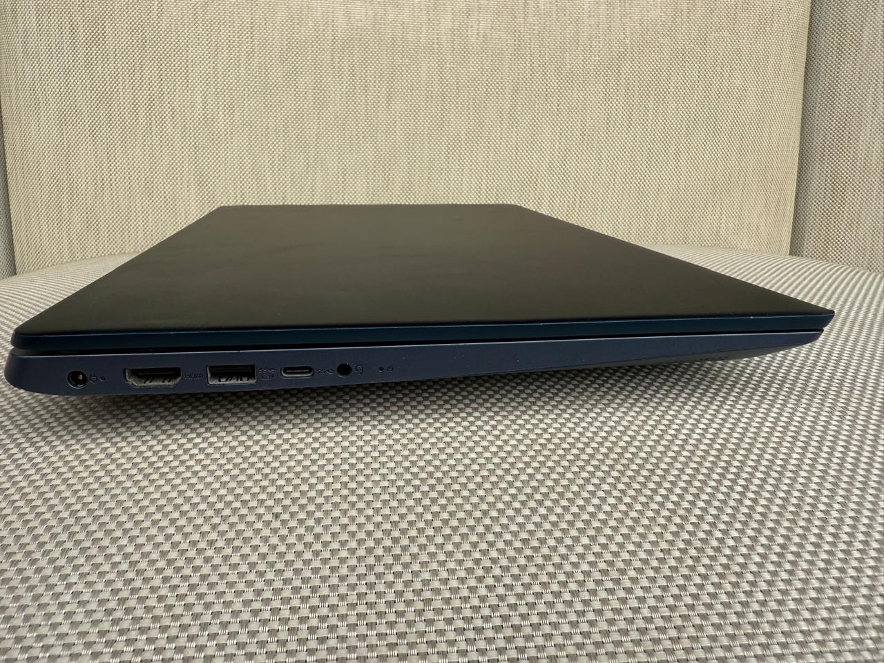 computadoras y laptops - Lenovo Ideapad 330S – Pantalla 15.6", Intel i3 1