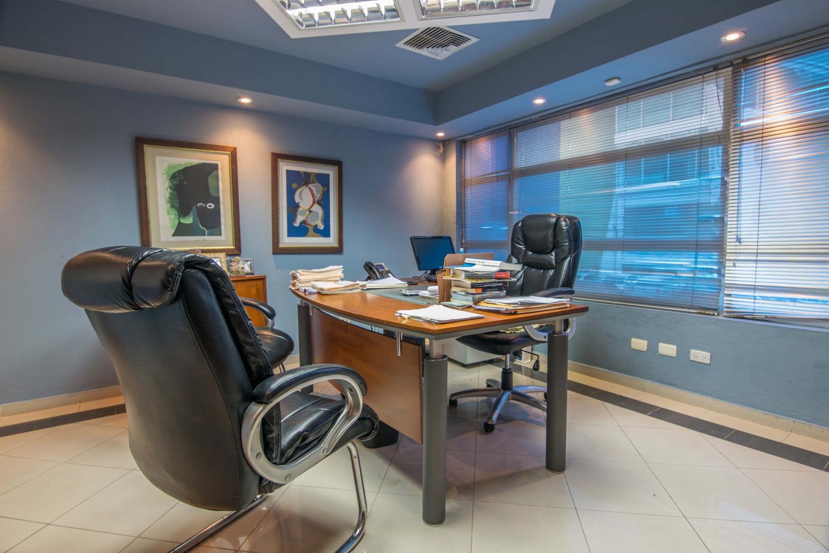 oficinas y locales comerciales - Edificio de oficinas en renta y venta en Evaristo Morales  7