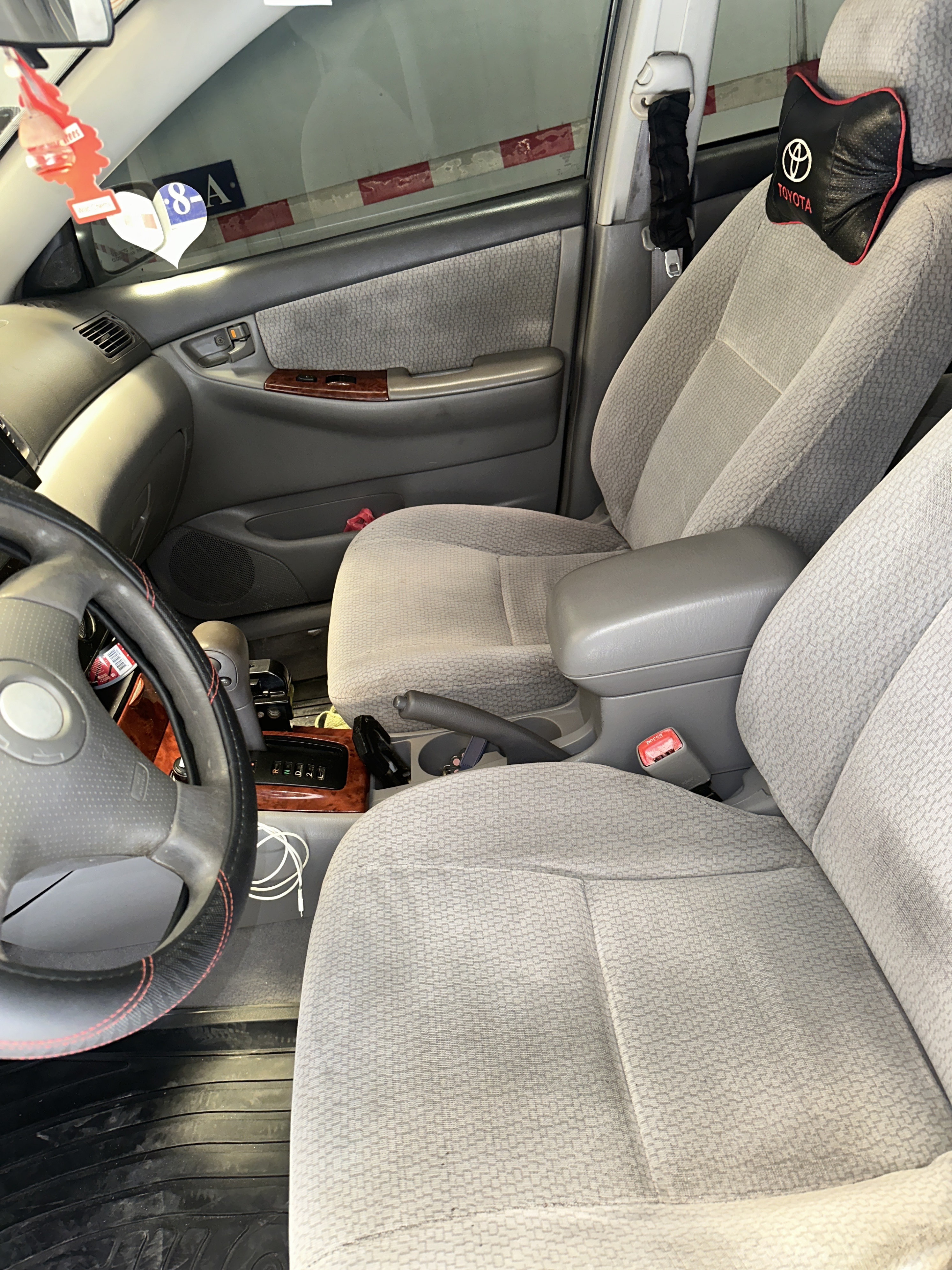 carros - vendo Corolla nuevo para su año  7