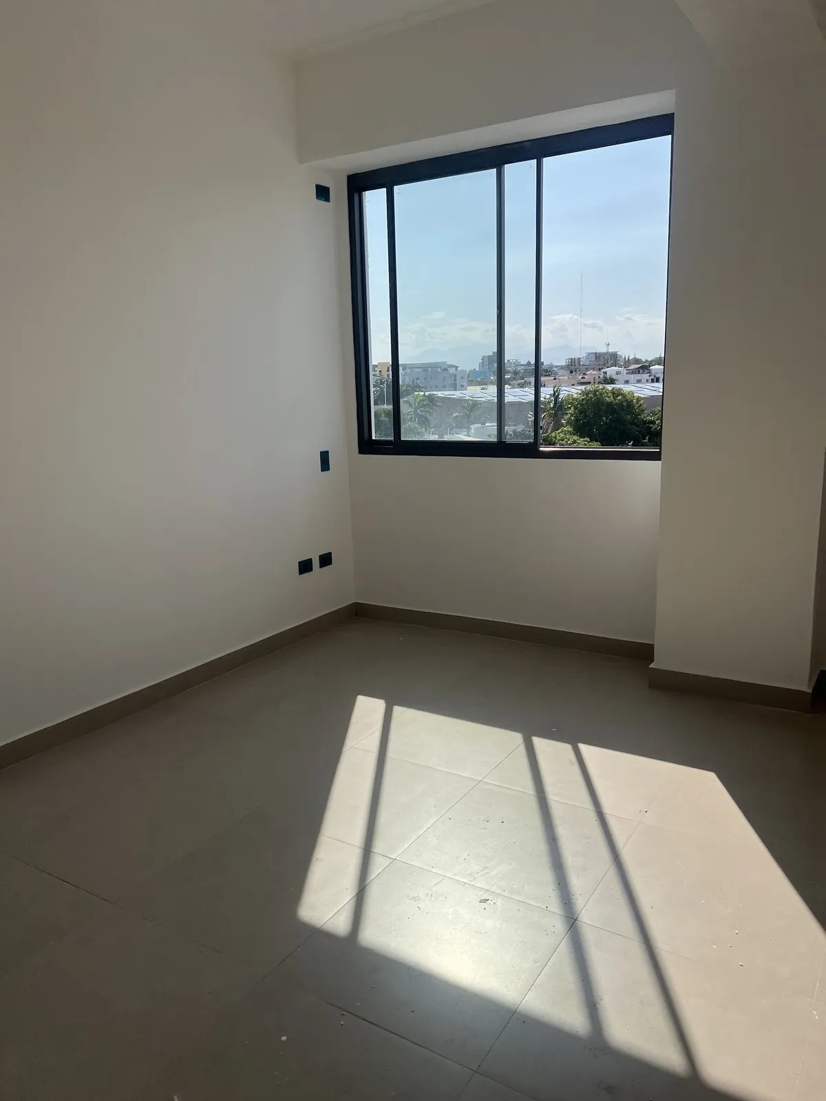 apartamentos - Alquiler de Apartamento en Julieta Morales Vacio 5