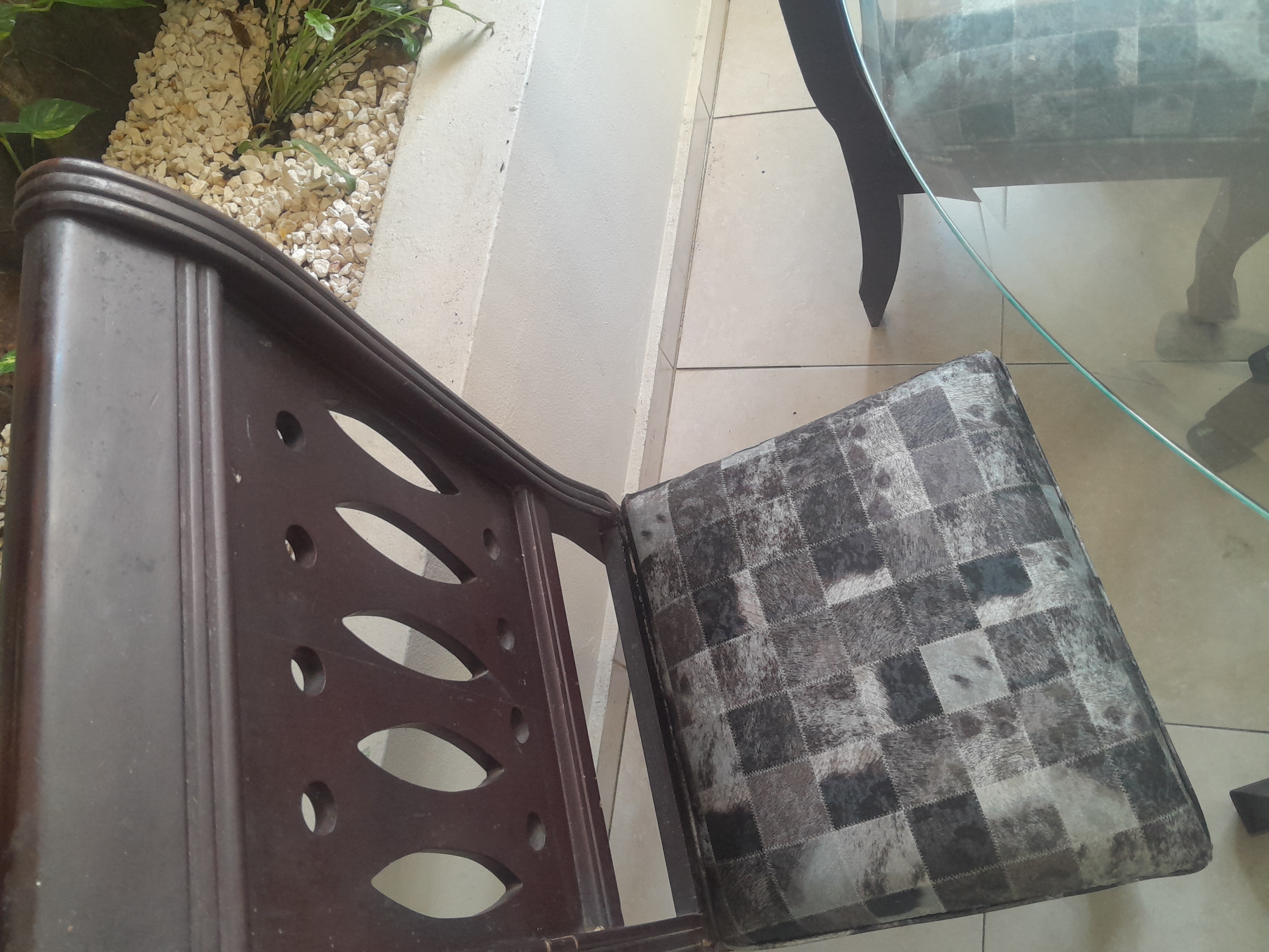 muebles y colchones - JUEGO COMEDOR 6 SILLAS , MESA TOPE DE CRISTAL 1