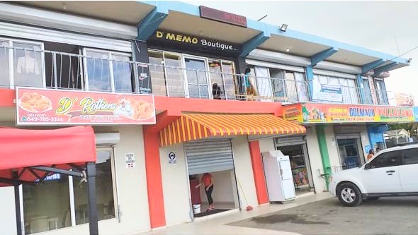 oficinas y locales comerciales - Vendo plaza comercial avenida príncipal 0