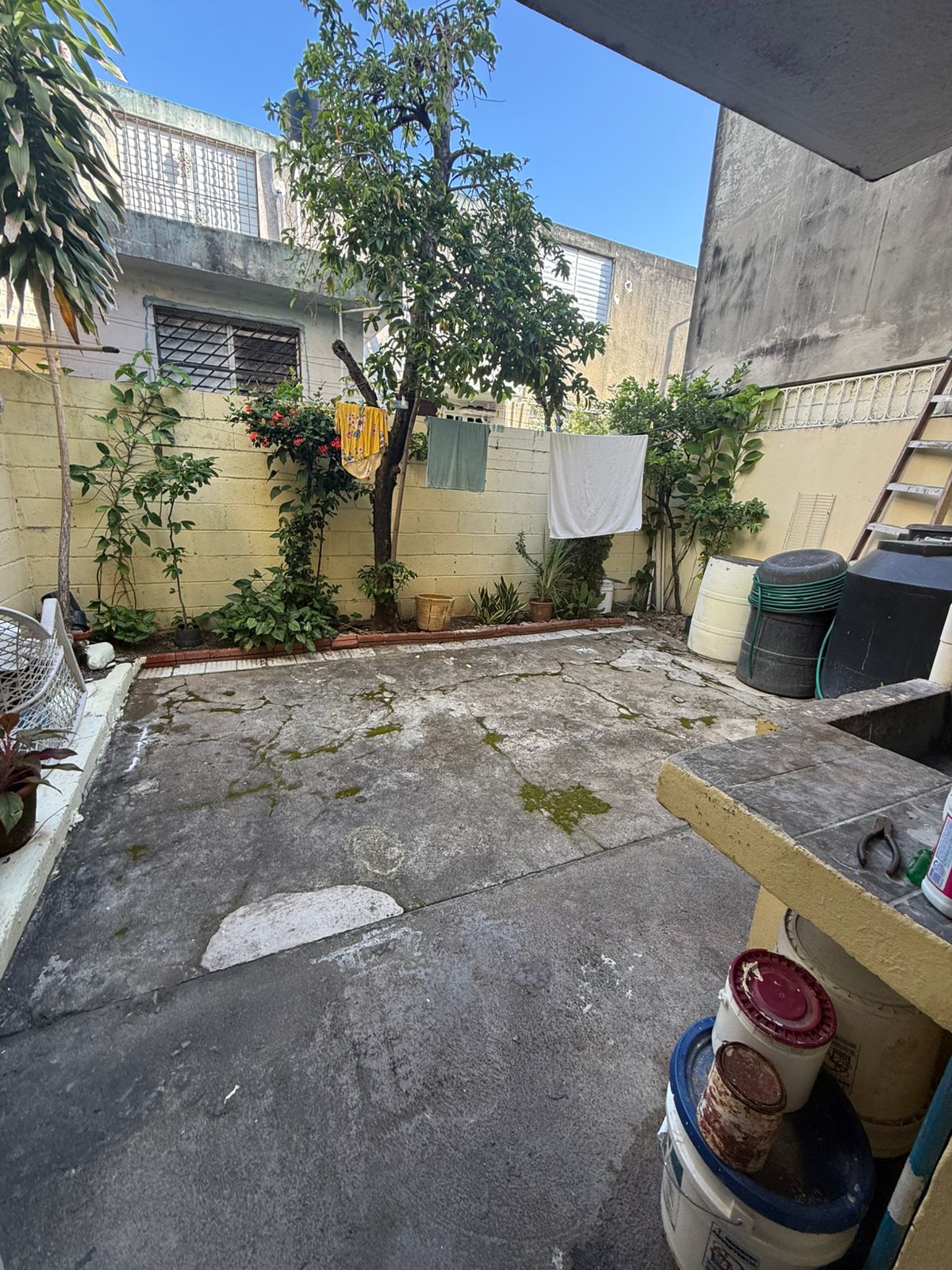 casas - Vendo casa en Av. Independencia  7