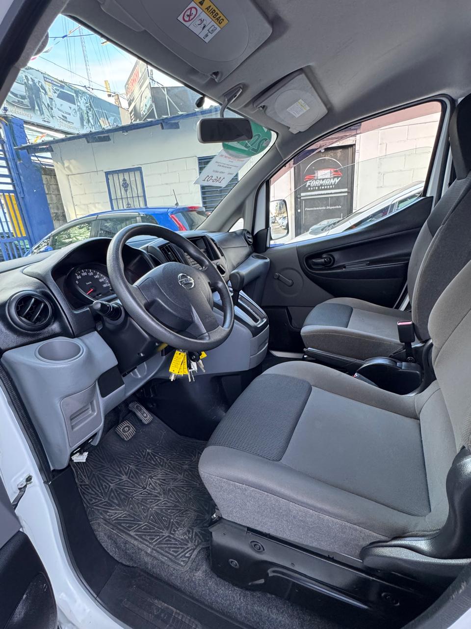 carros - NISSAN NV200 VANETTE 4