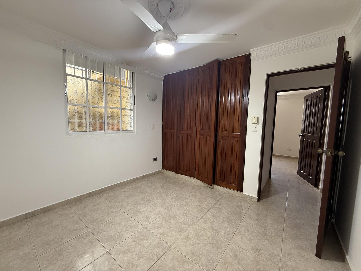 apartamentos - Clasico apartamento en 1er nivel en EL Vergel 4