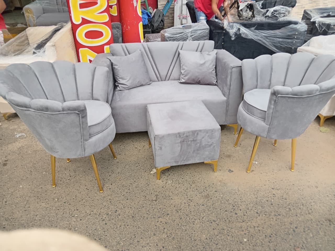 electrodomesticos - Mueble de 2 con su 2 sillas flor y su mesa en oferta  3