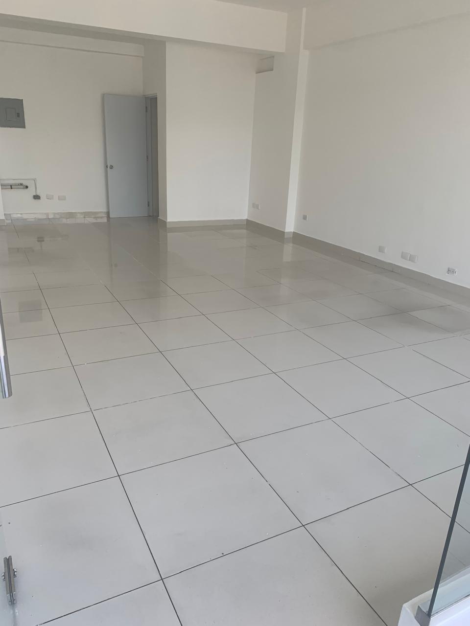 oficinas y locales comerciales - Alquiler Local Comercial, Mirador Sur 1