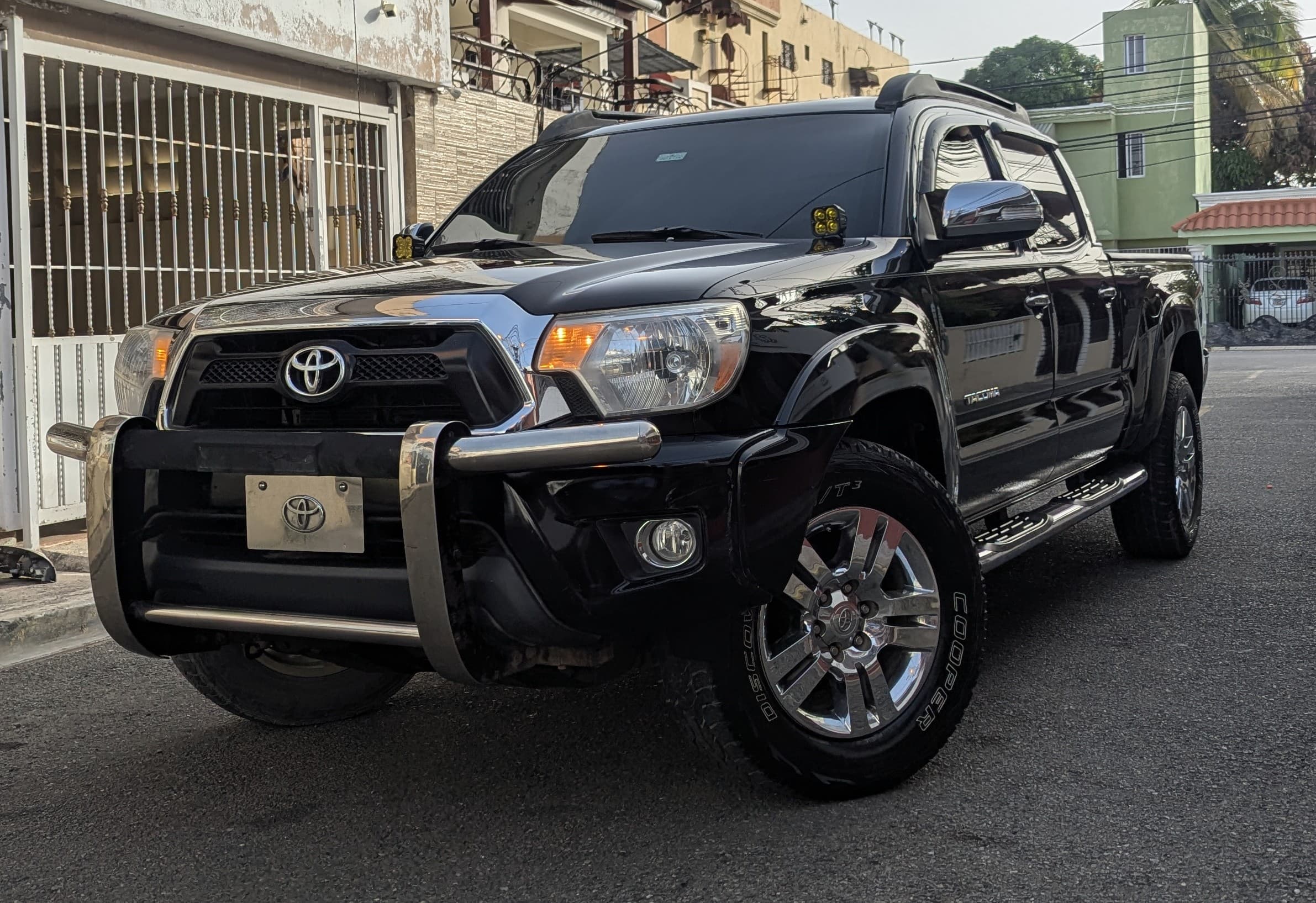 jeepetas y camionetas - Toyota Tacoma 4x4 Limited 2013 (Clean Carfax) 0