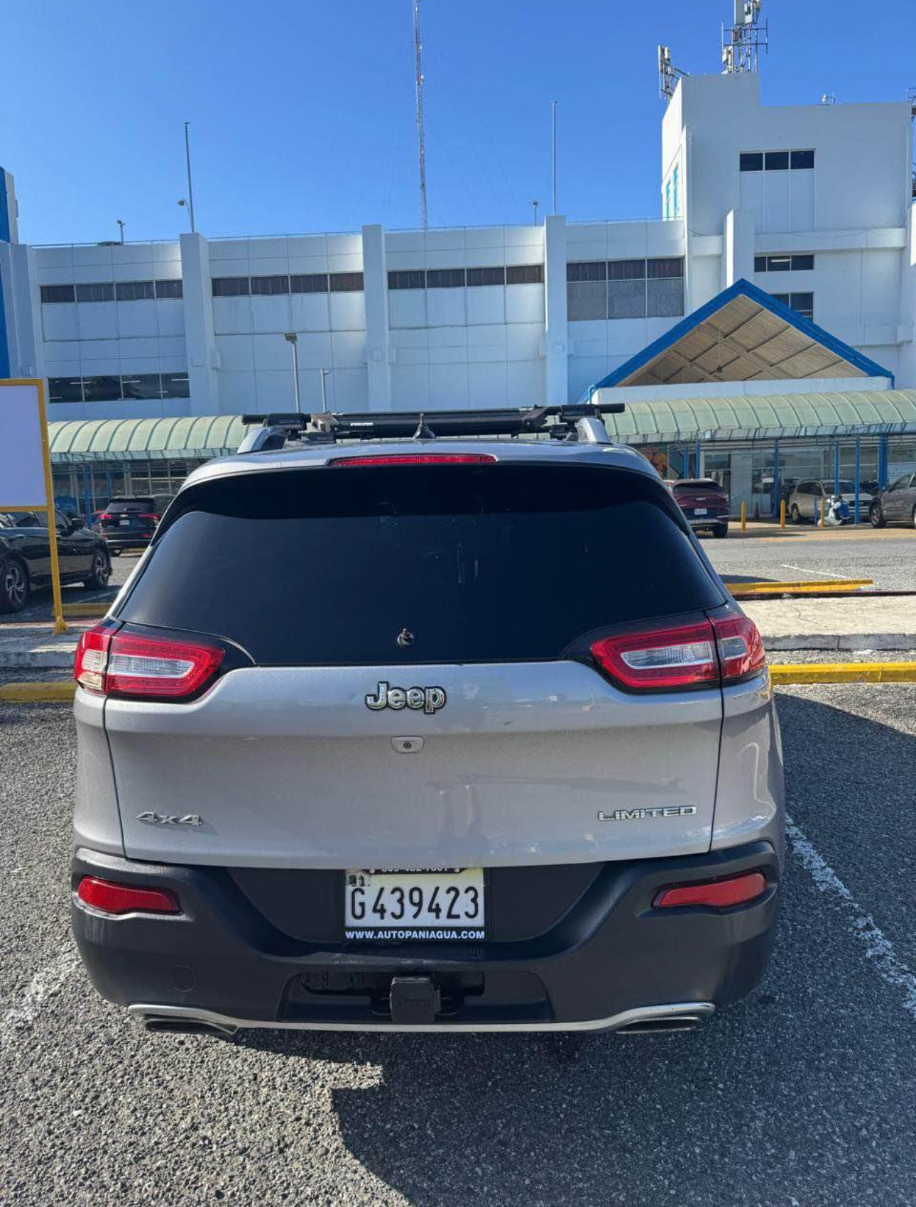 jeepetas y camionetas - ¡DE OPORTUNIDAD! JEEP CHEROKEE 2015 5