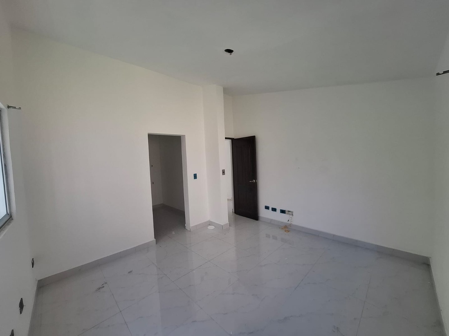 casas - Alquilo casa en Costa Verde   de 2 niveles 
 4