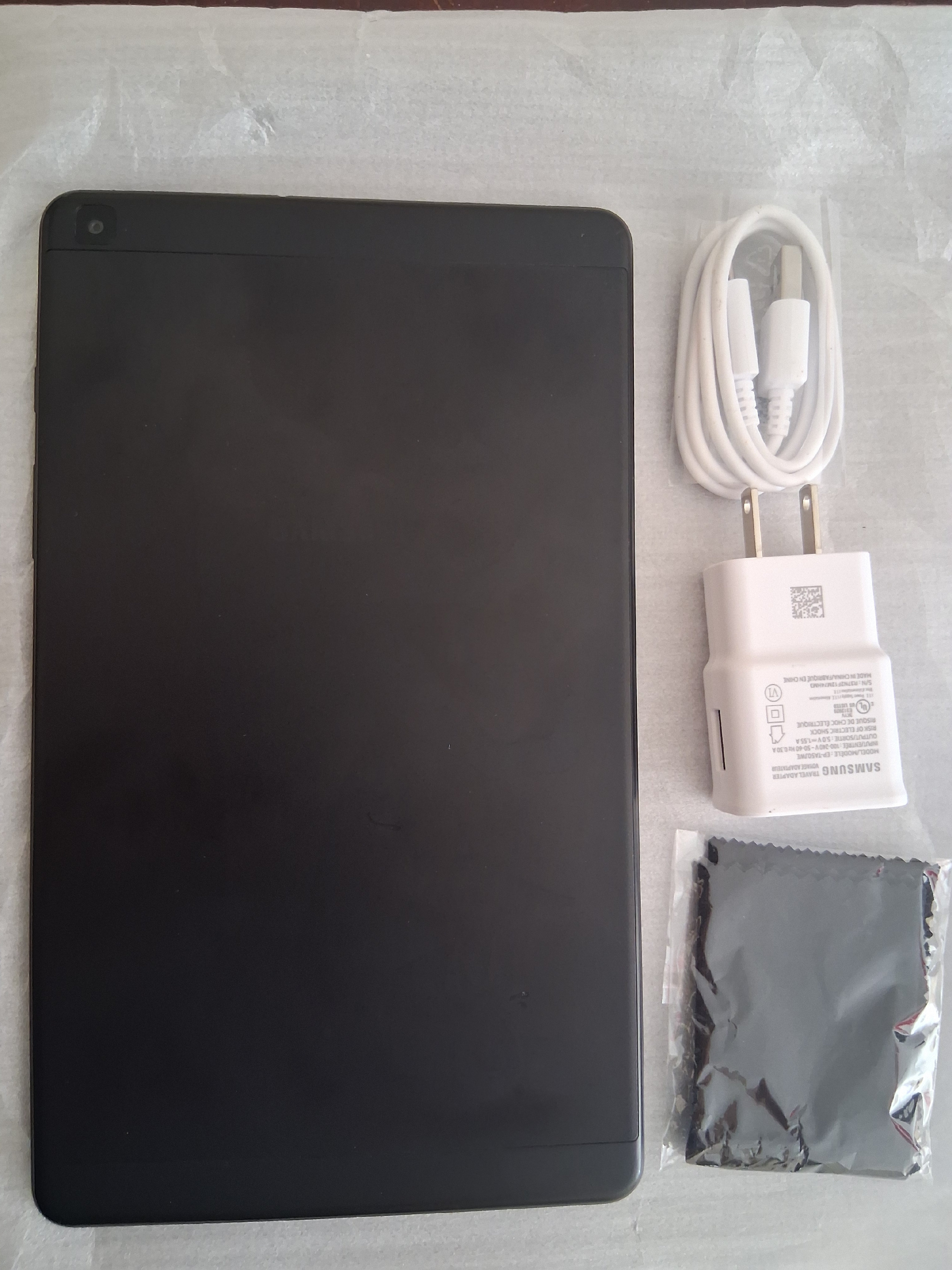 celulares y tabletas - Tablet Samsung A8 32GB $3,500
Soporte de tablet/celular $450
Lápiz óptico $200  2