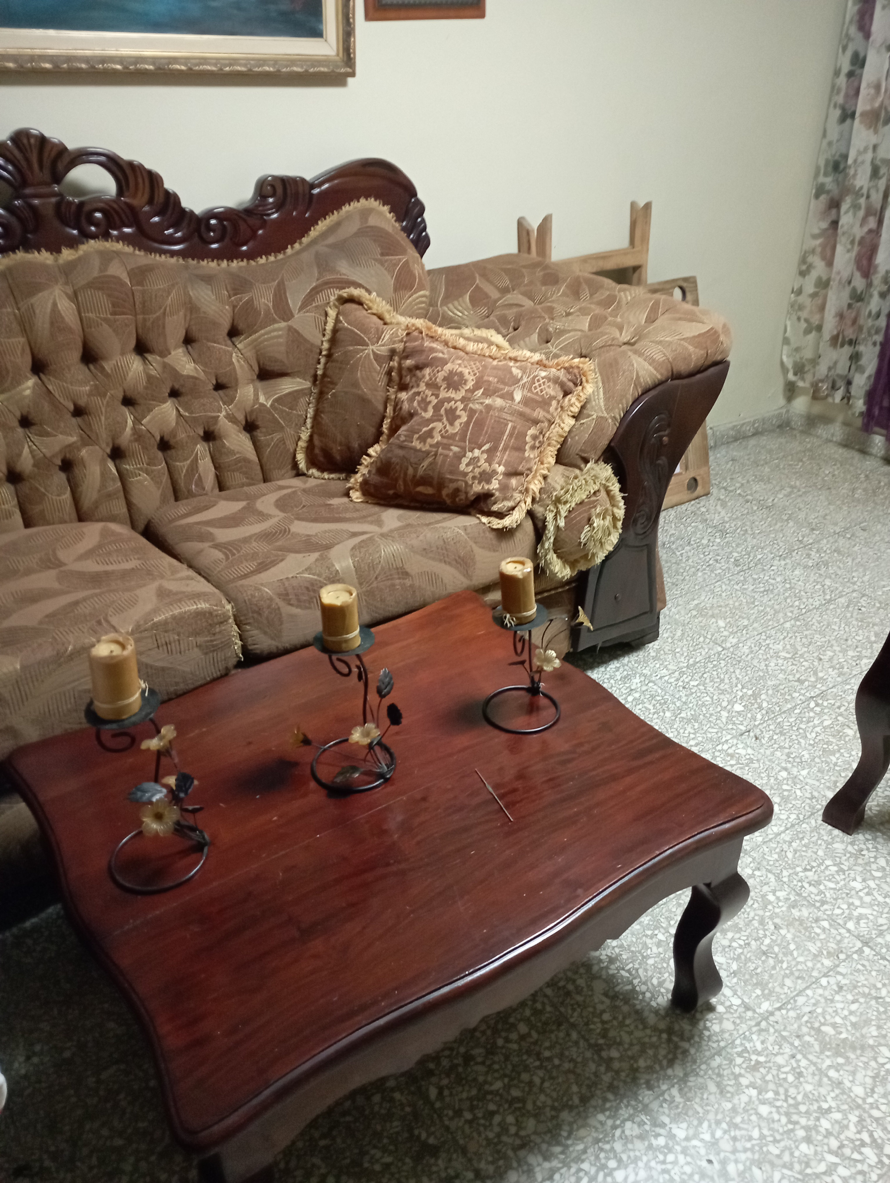 muebles y colchones - Juego de Muebles en Caoba de Oportunidad  0