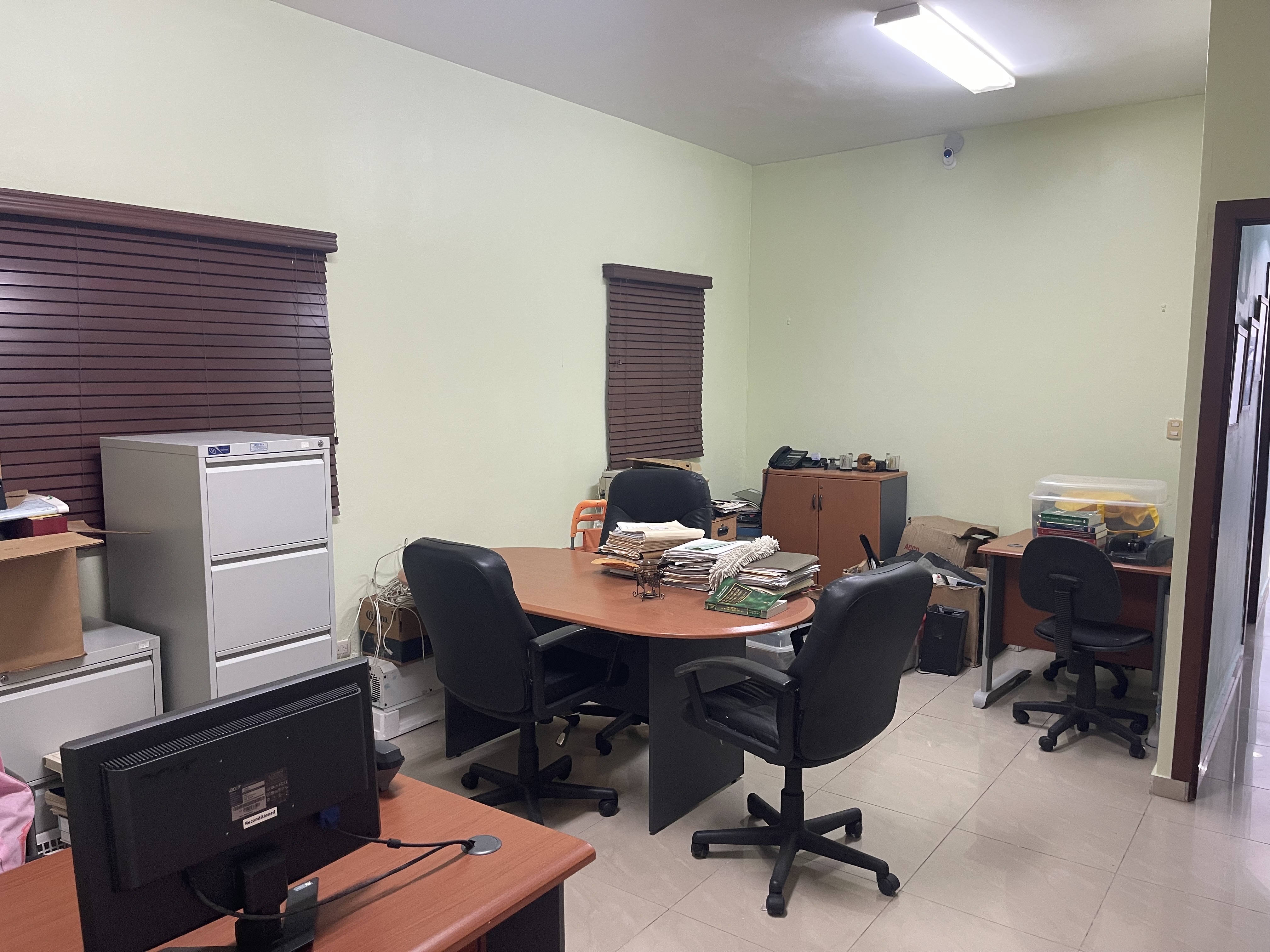 oficinas y locales comerciales - Alquilo Local Comercial en Santo Domingo Distrito Nacional  2