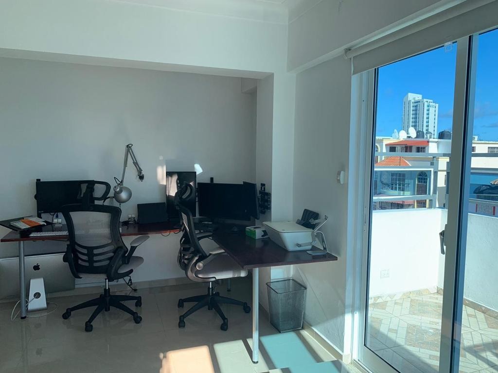 apartamentos - Penthouse de 4 habitaciones en venta/ alquiler en El Millón totalmente amueblado 7